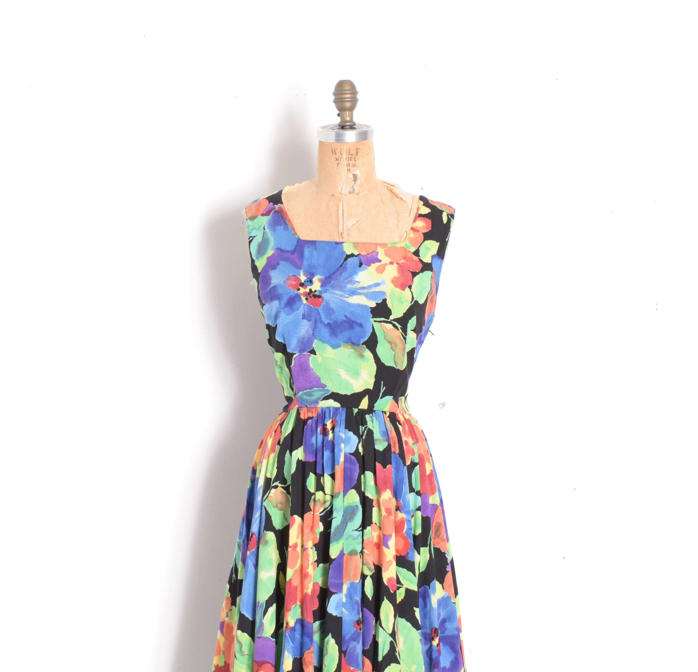 1990s backless dress3.jpg