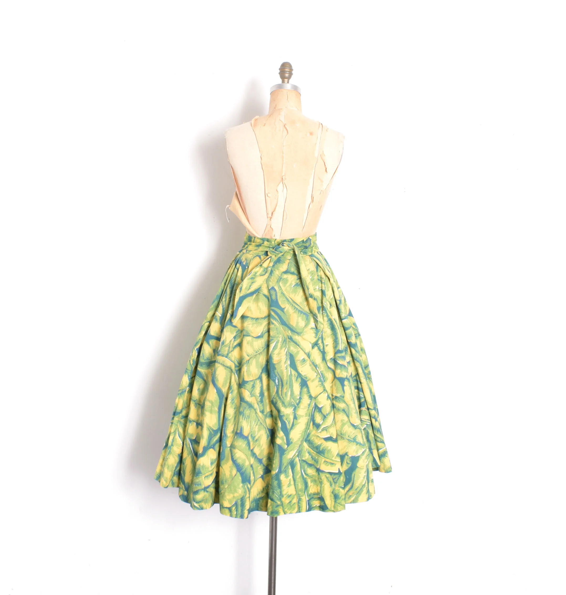 1950s leaf skirt.jpg