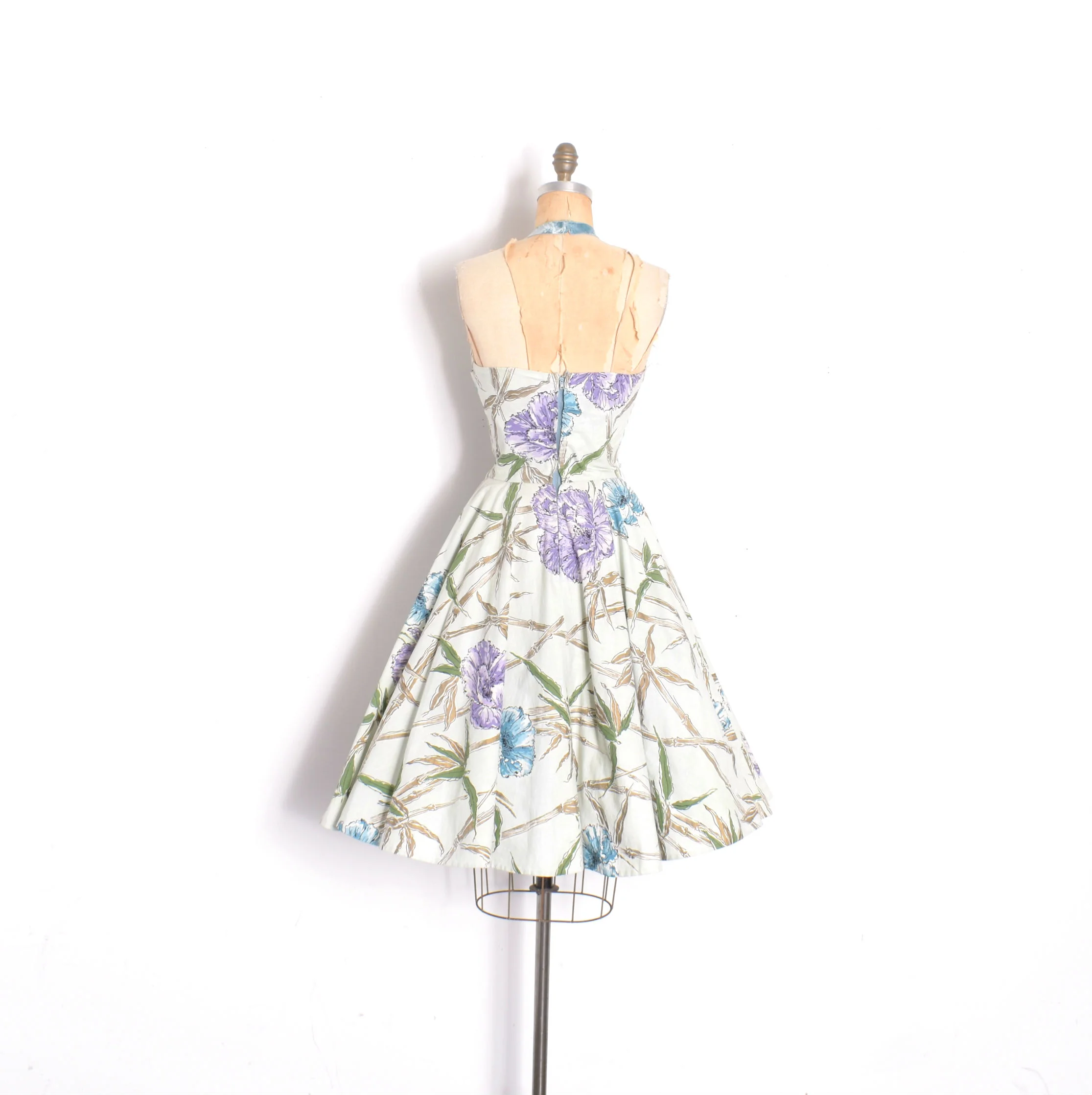 1950s hawaiian floral dress.jpg