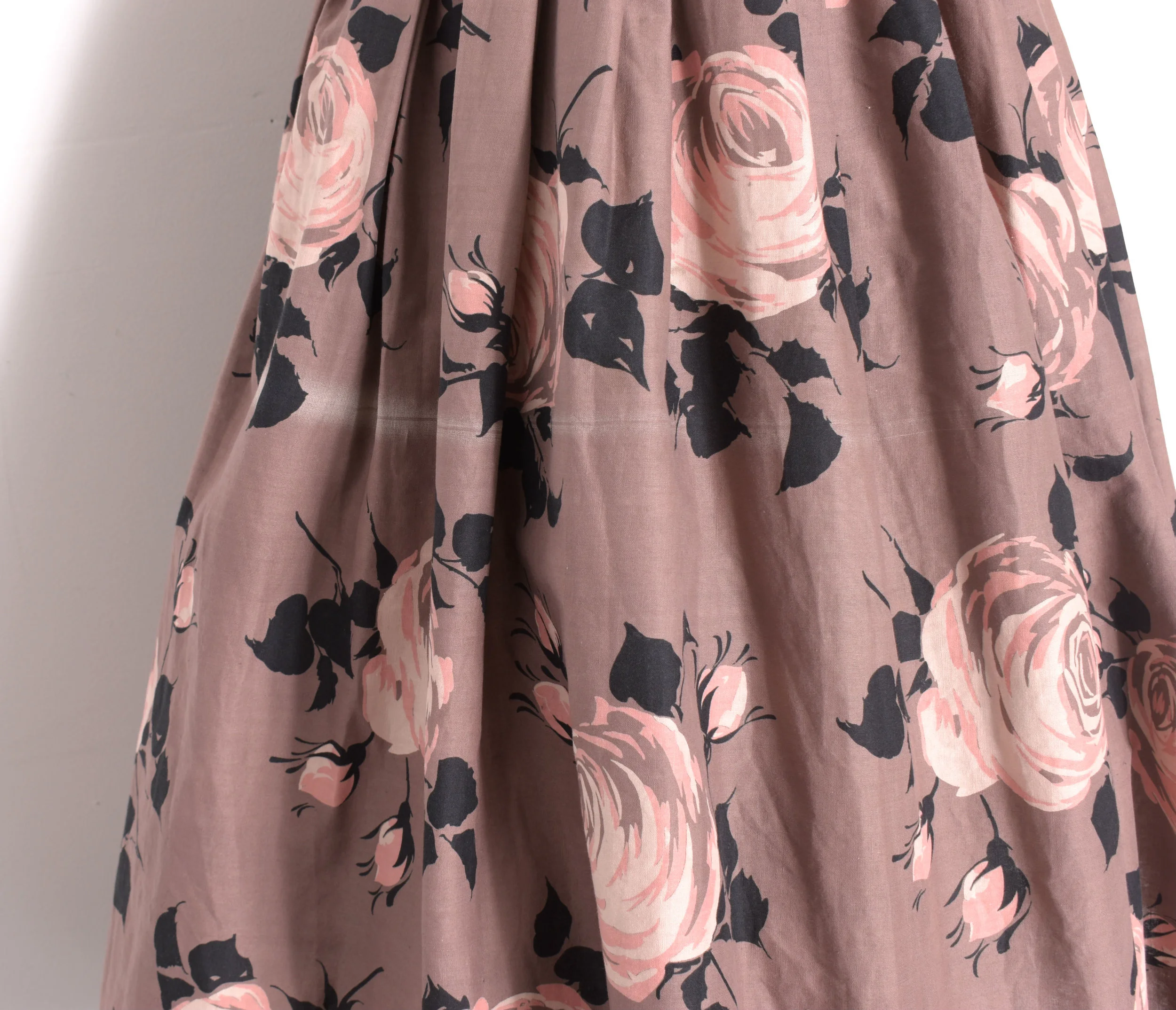 1950s rose skirt1.jpg