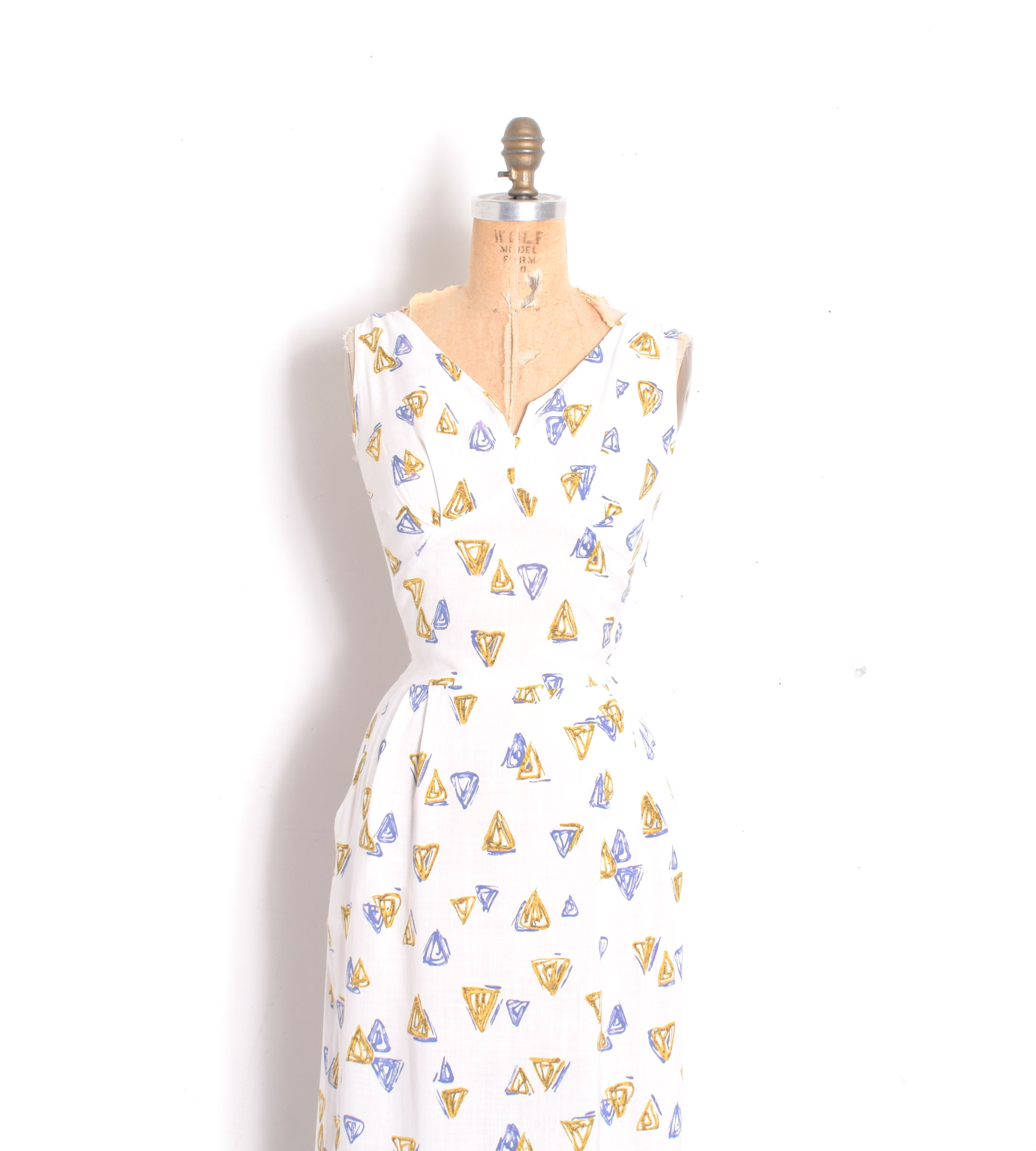 1950s triangle dress3.jpg