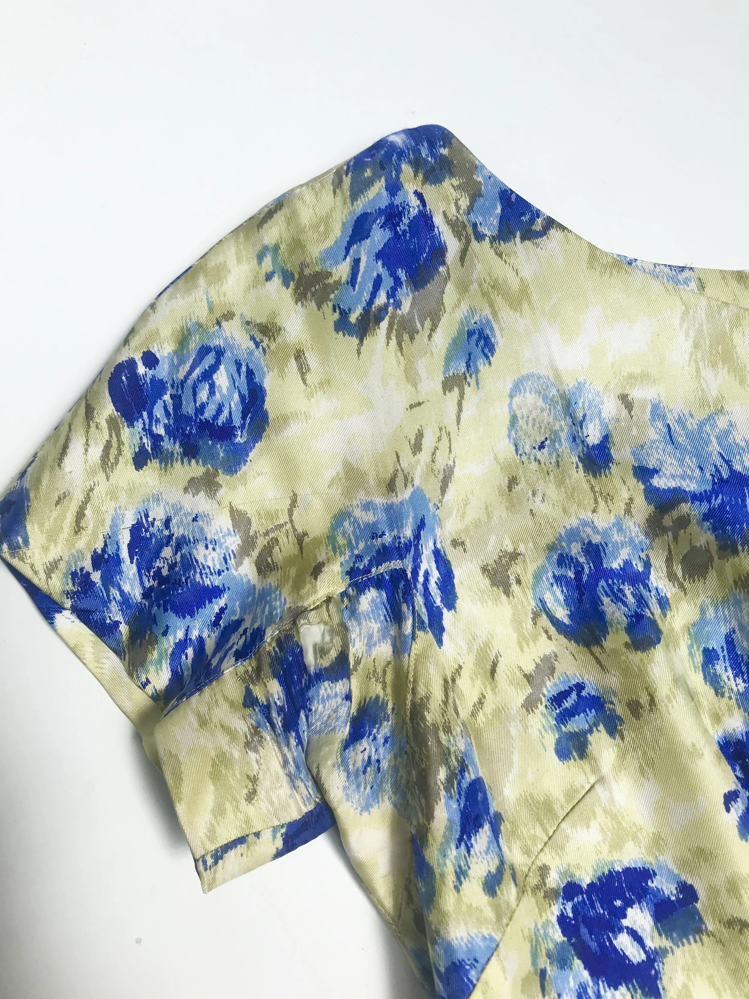 E7B88F34-20EB-4A34-AB93-C3741F5D31C5