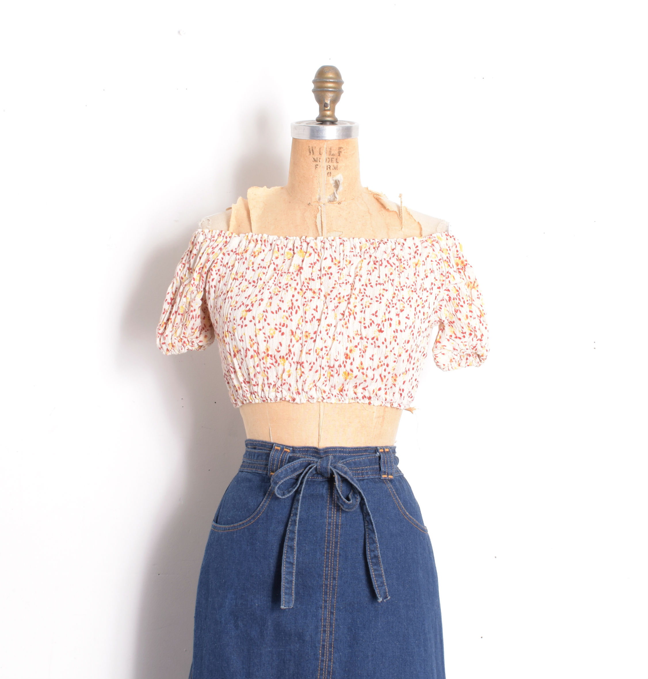 tie dye crop top2.jpg