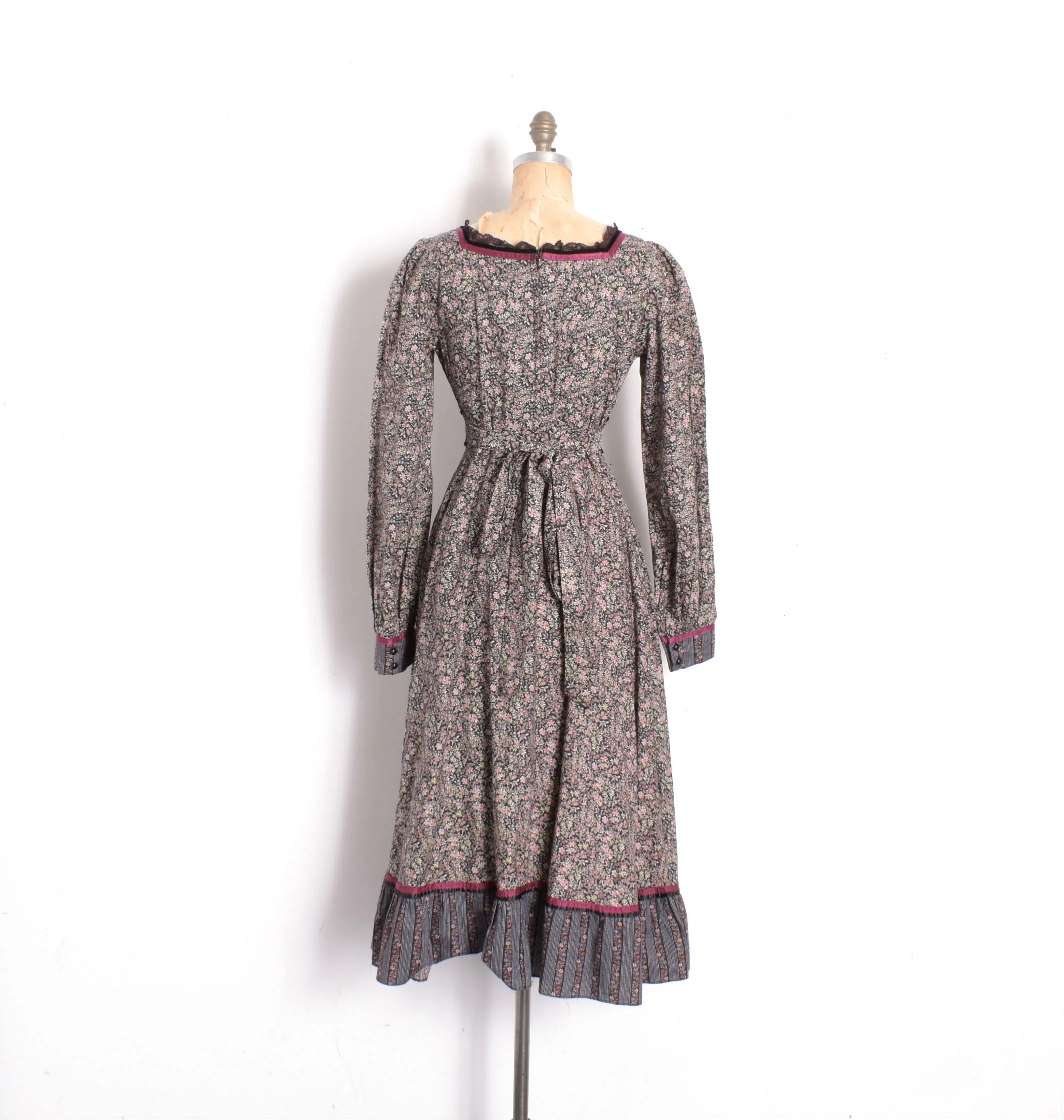 gunne sax dress.jpg