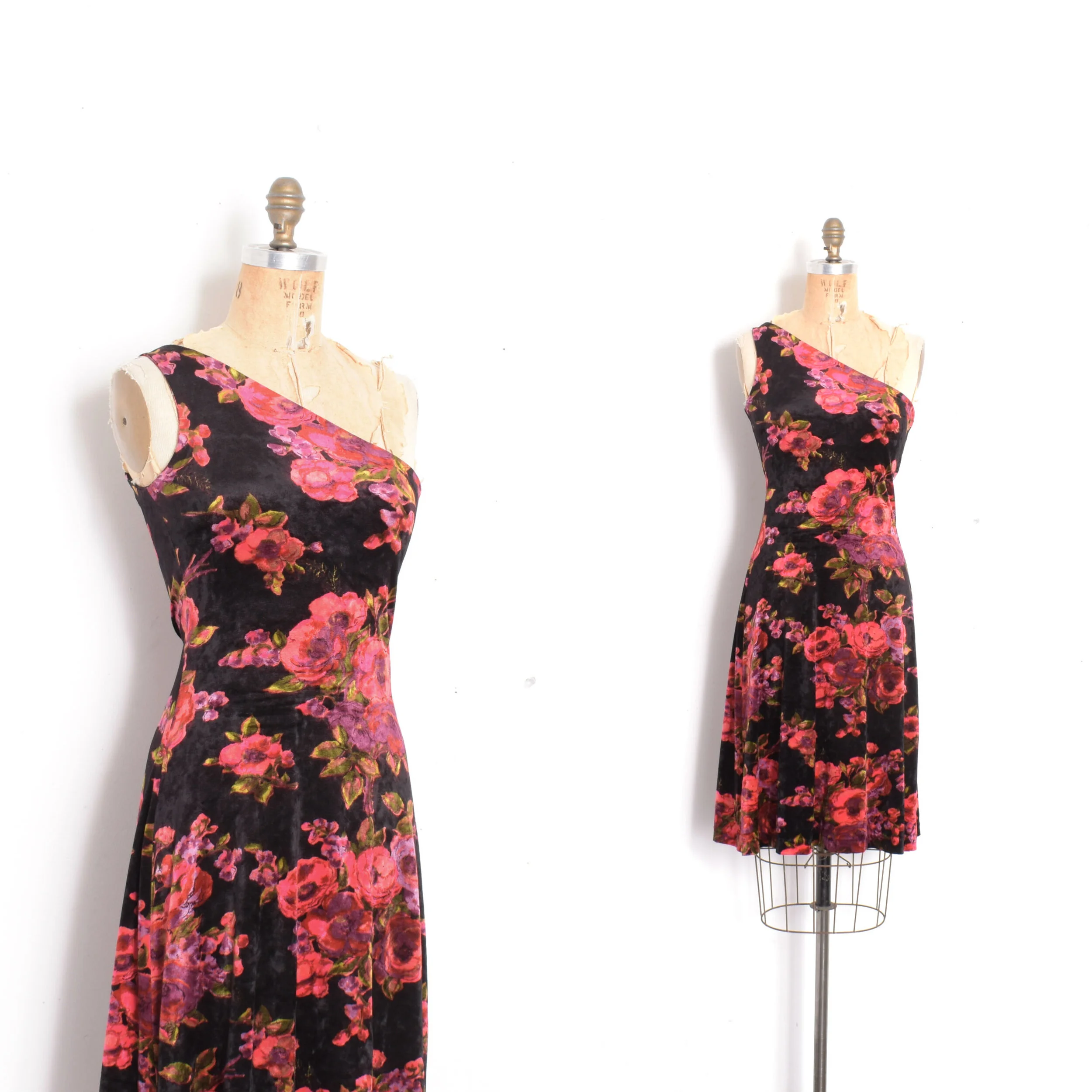 '90s Betsey Johnson One-Shoulder Velvet Dress-S/M  La Poubelle Vintage