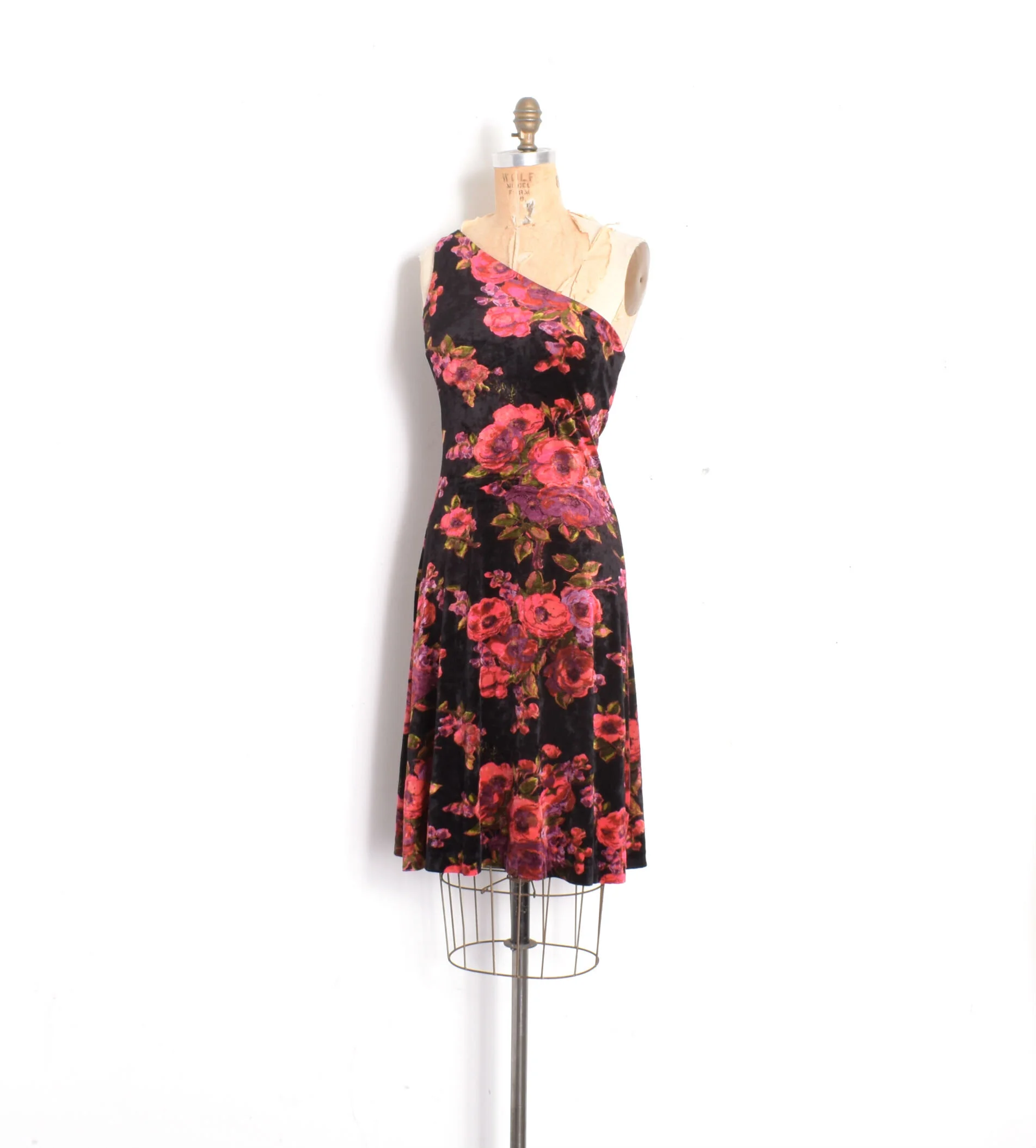 fitted lace wedding dress Betsey Johnson Red Velvet Dress (S-L) main image 0