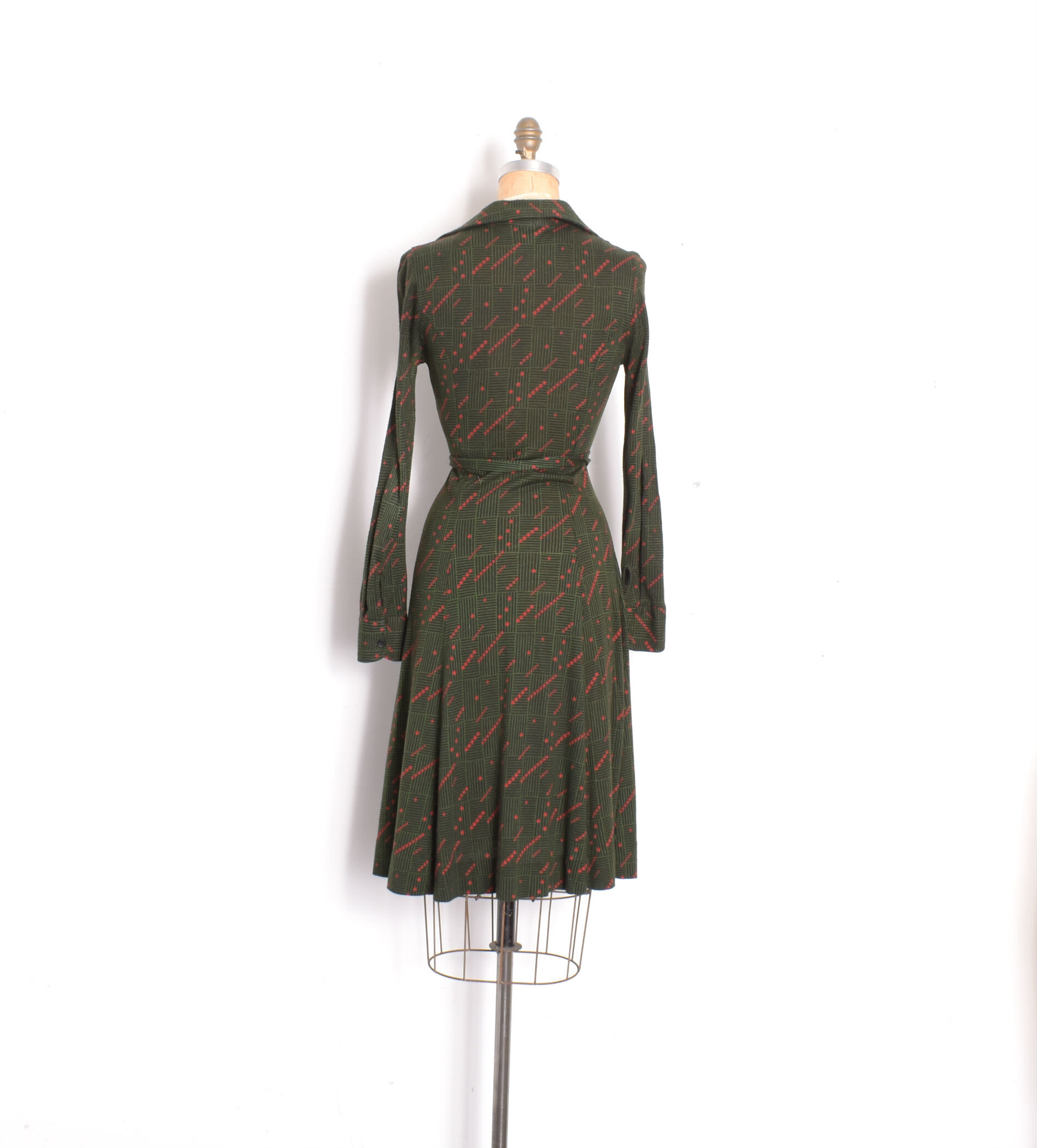 1970s dvf shirtdress.jpg