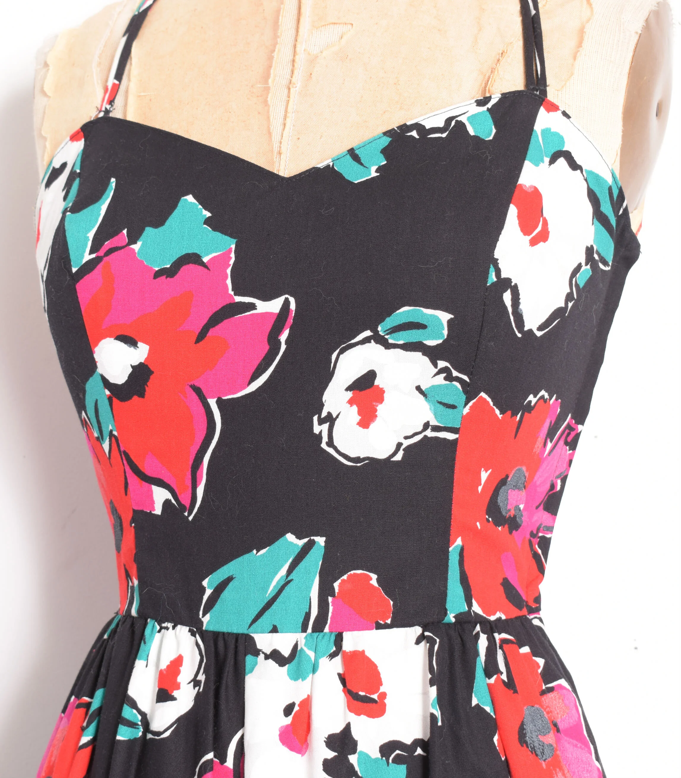 1980s lanz floral sundress2.jpg