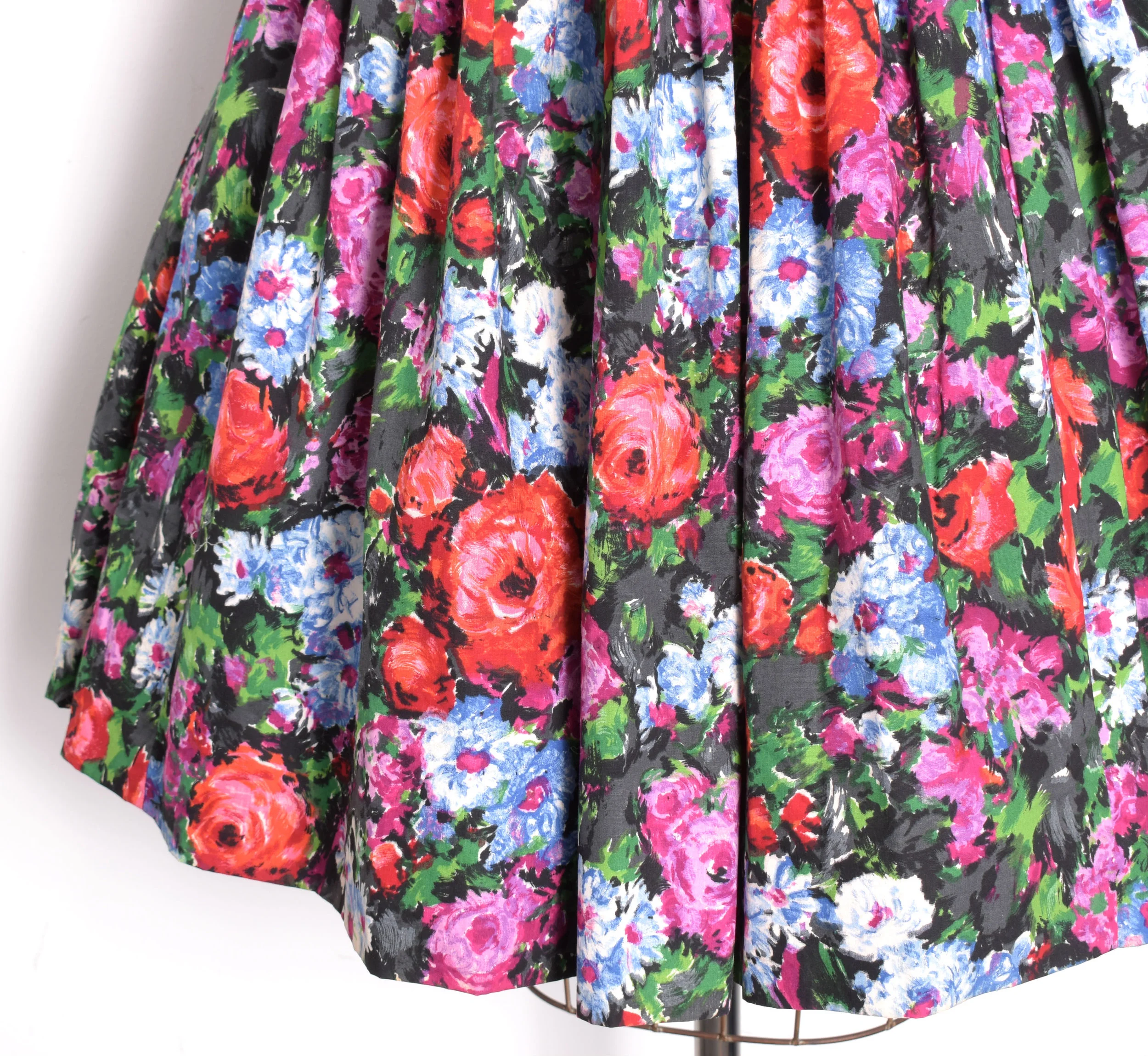 1950s dark floral dress2.jpg