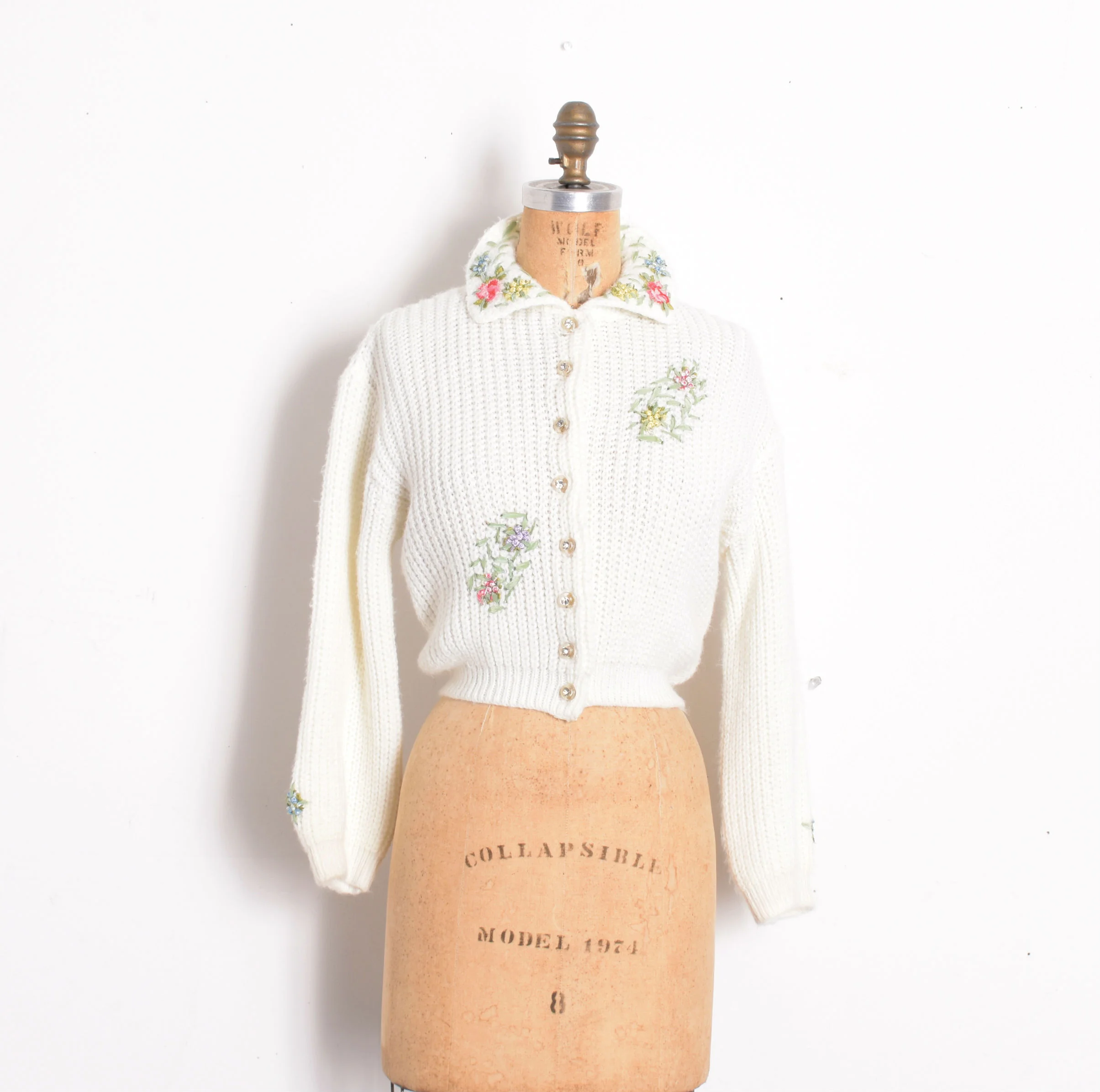 1950s floral sweater3.jpg