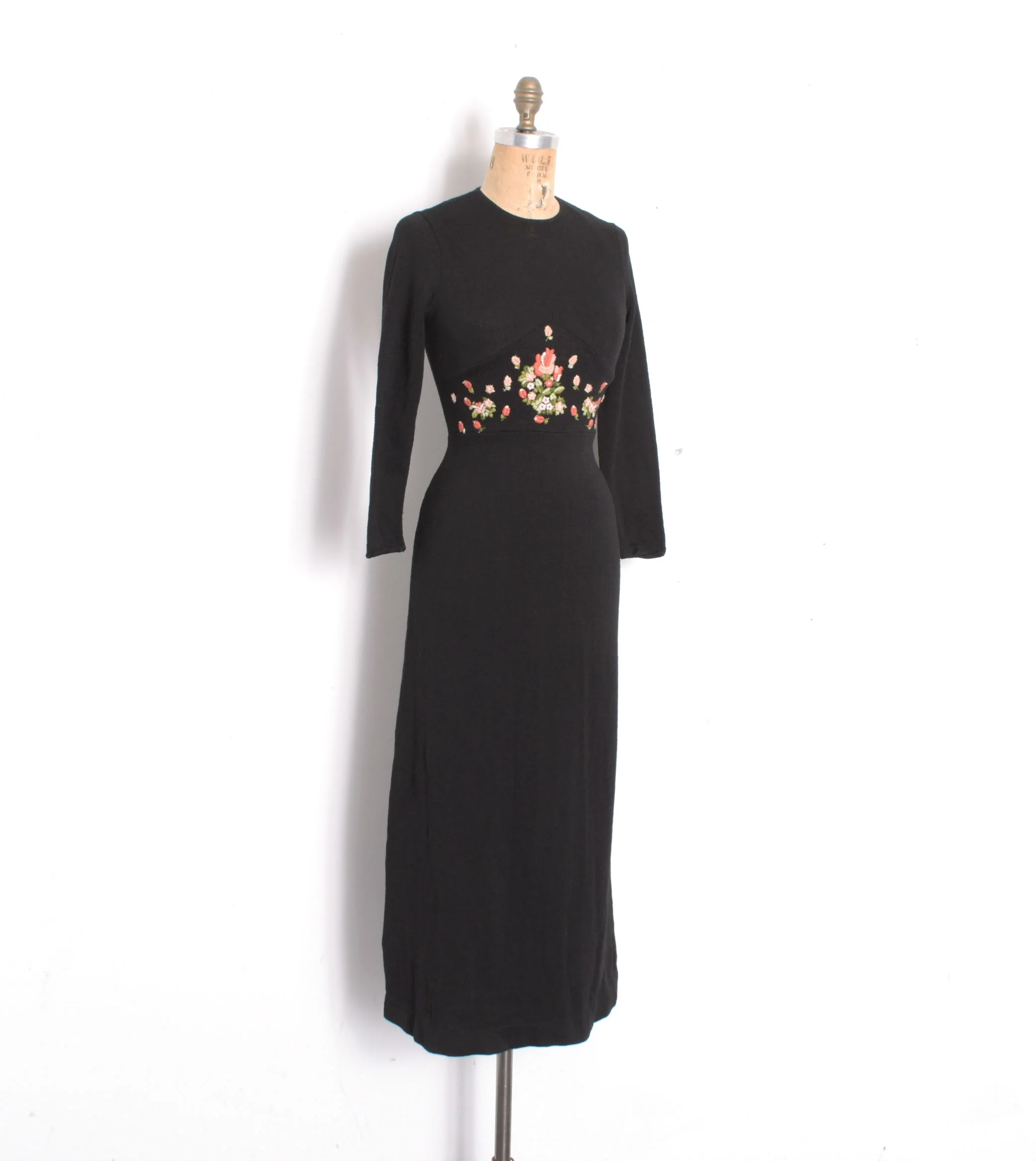 1970s floral knit dress1.jpg