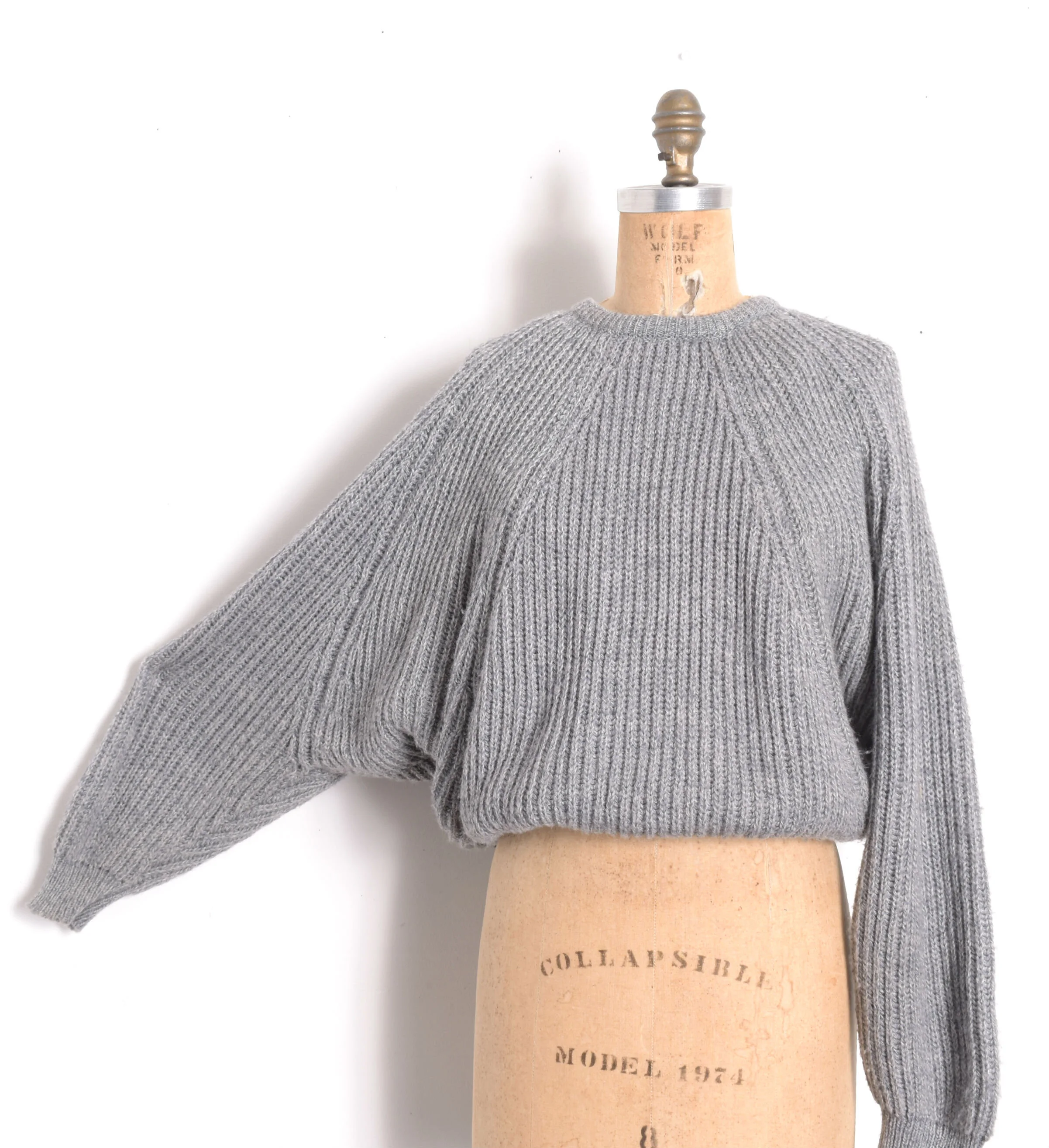 1980s dolman sleeve sweater.jpg