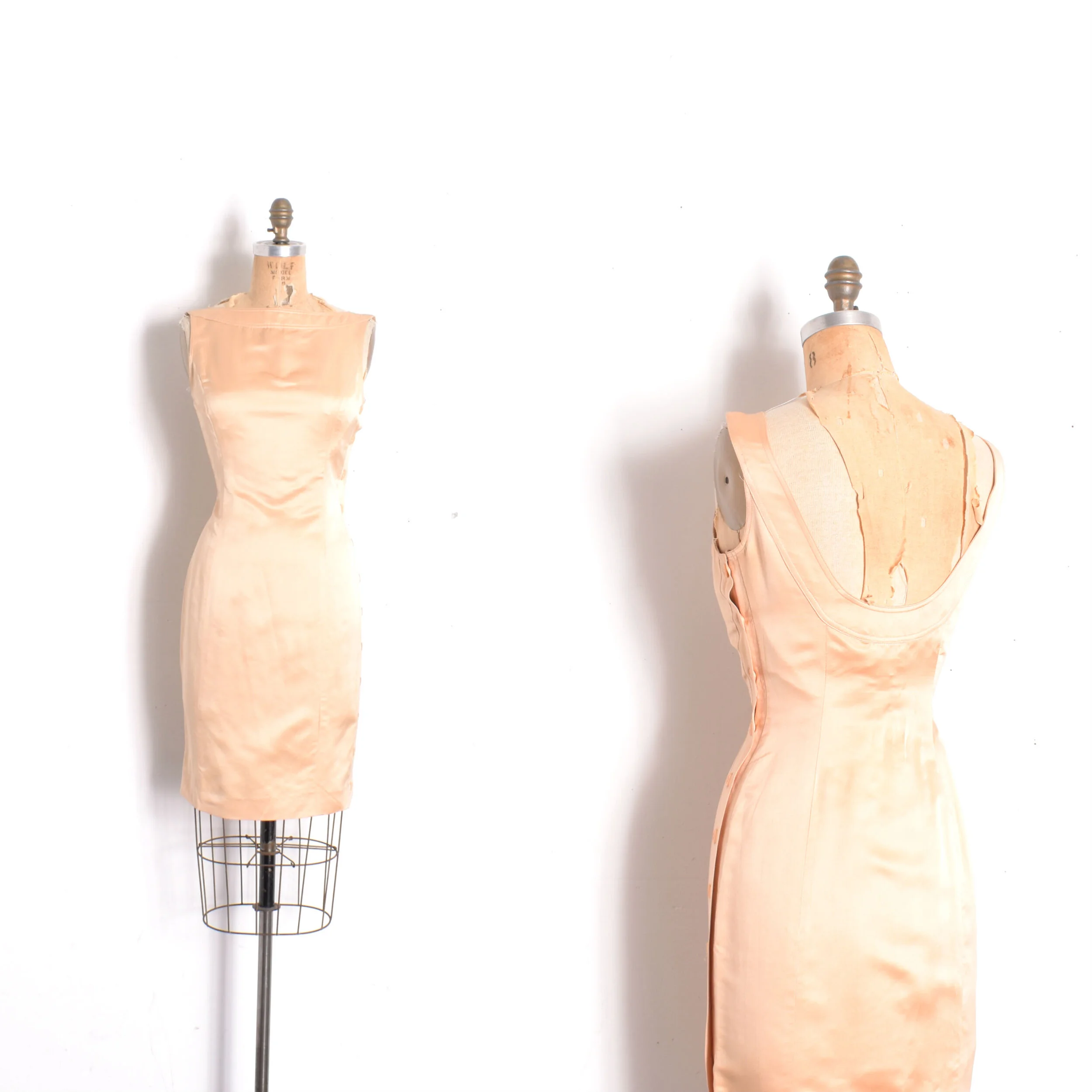 '90s Oscar de la Renta Rose Gold Satin Dress-small  La Poubelle Vintage