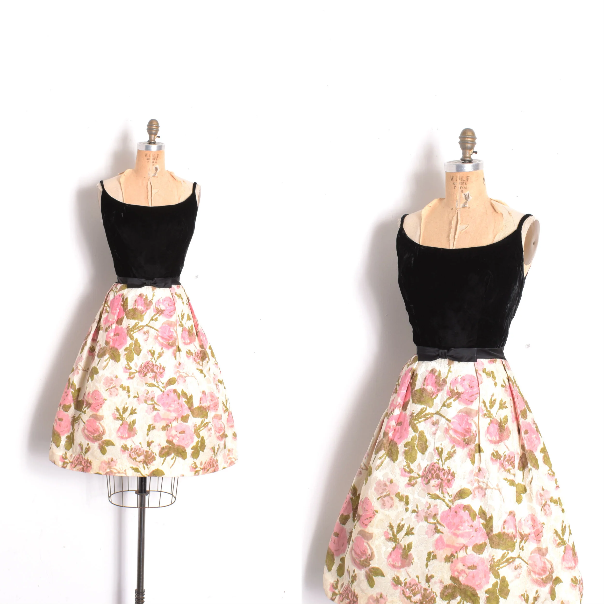 1950s Velvet and Rose Party Dress-small