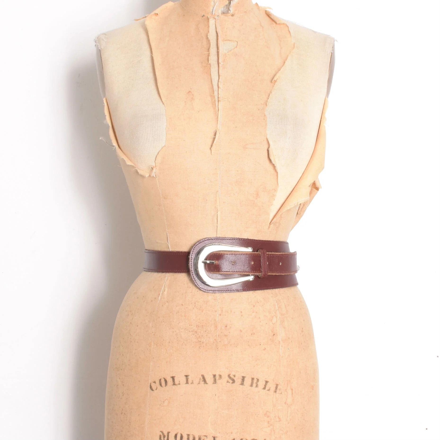 1980s Burgundy Leather Taper Belt-large