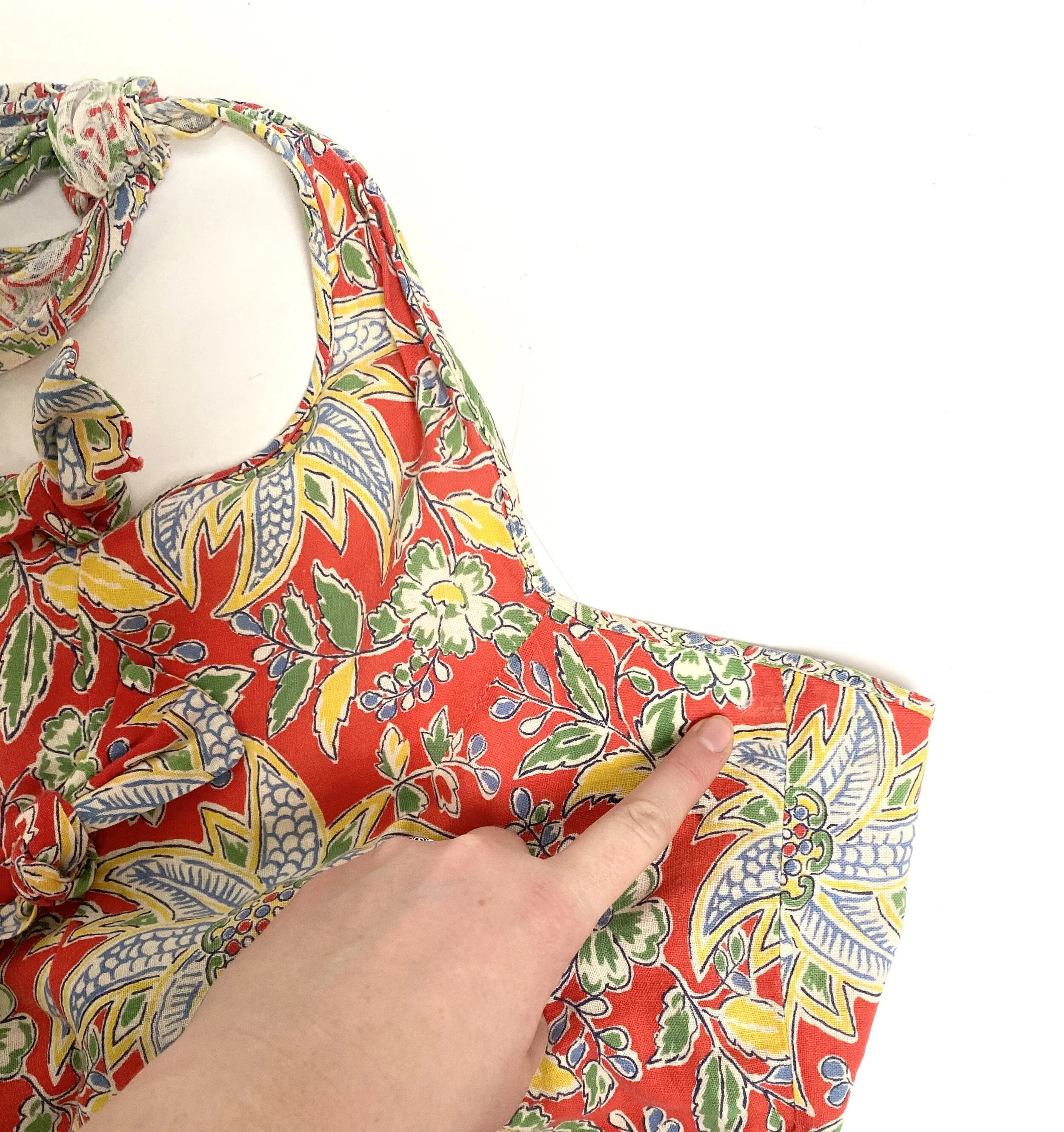 4B63C6B8-A42A-4D31-8578-98307C5FD4E8