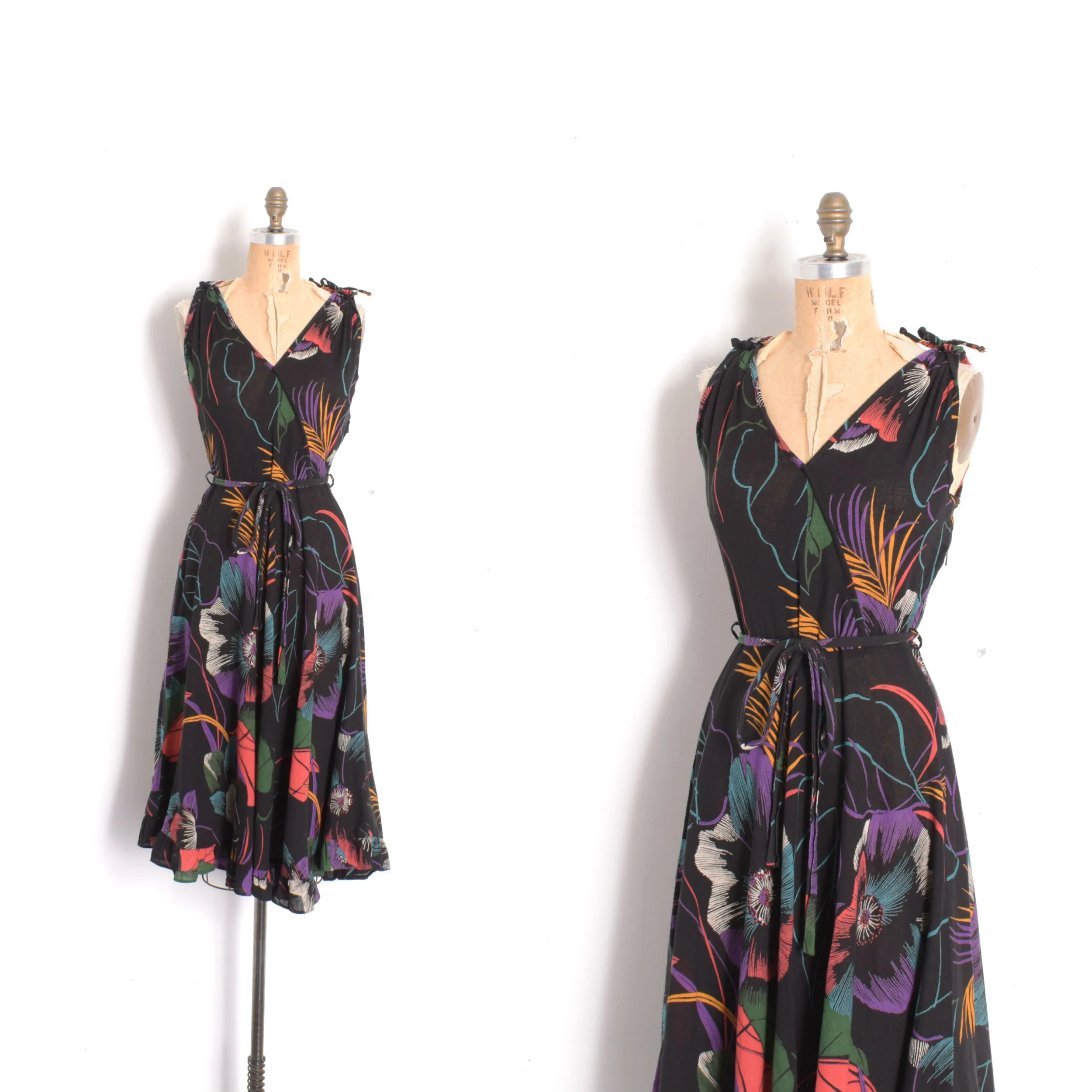 1970s Dark Floral Tropical Sundress-medium