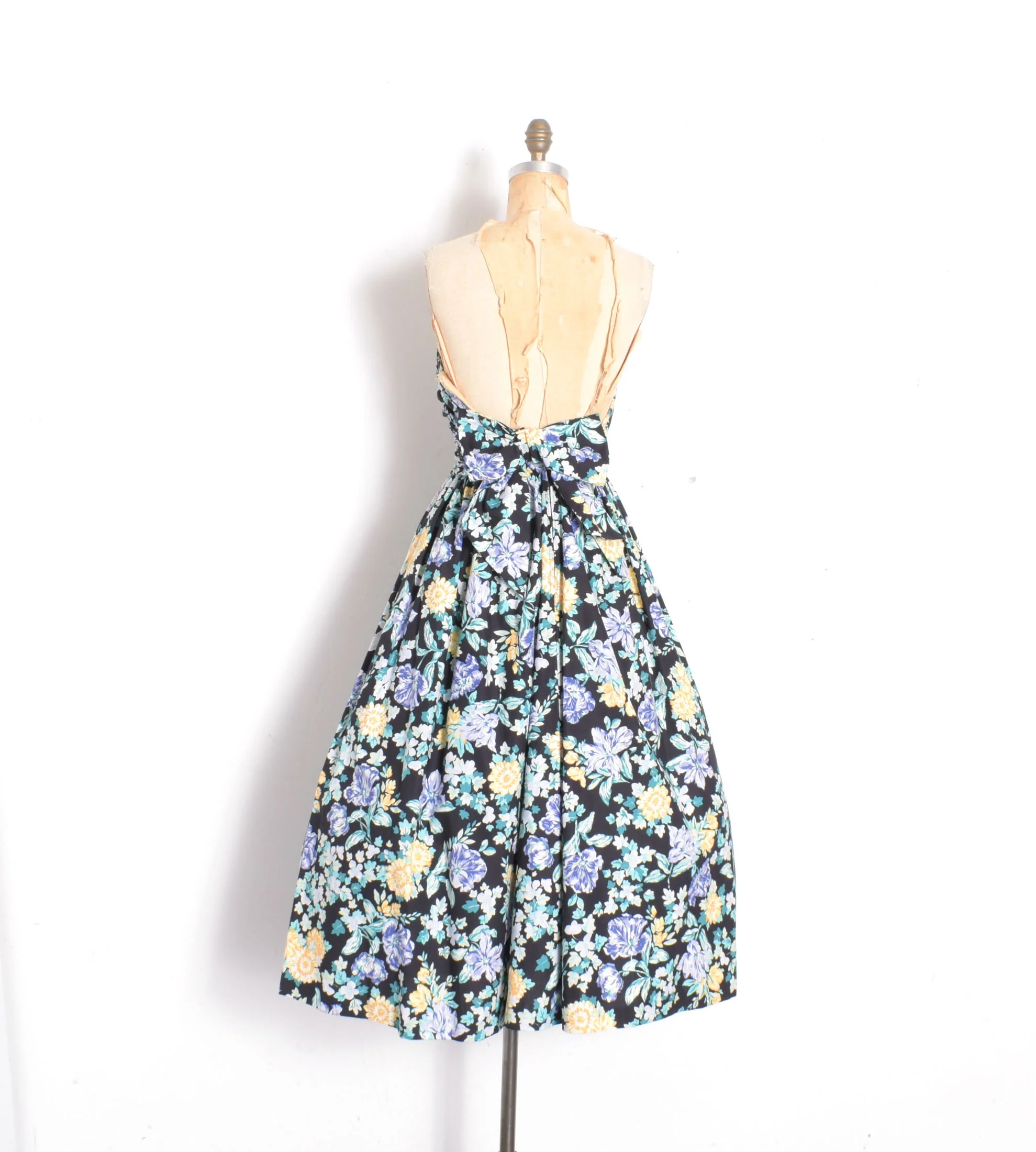 1980s Laura Ashley Dark Floral Strapless Sundress-XS La Poubelle Vintage 1980s Laura Ashley Dark Floral Strapless Sundress-XS La Poubelle Vintage