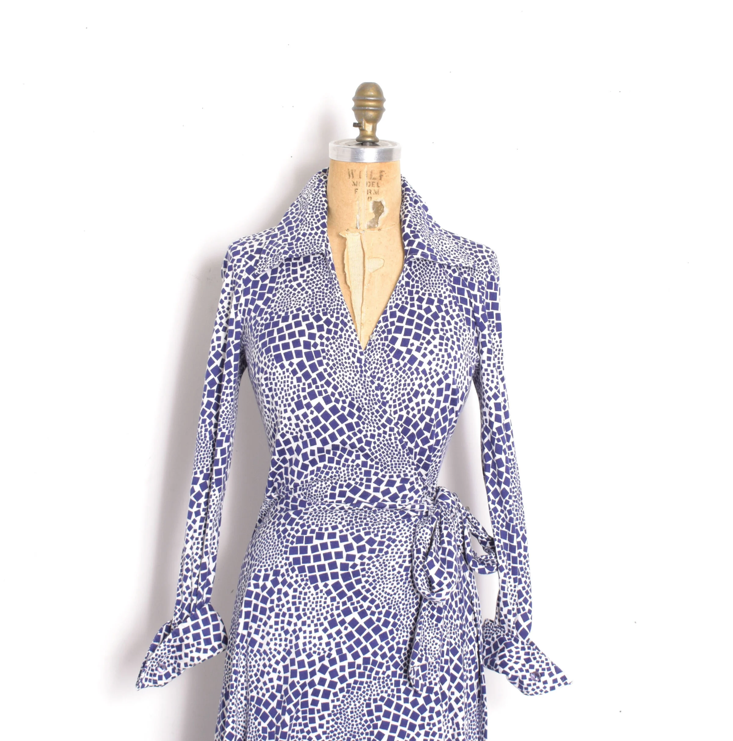 white christmas dresses Diane von Furstenberg main image 0