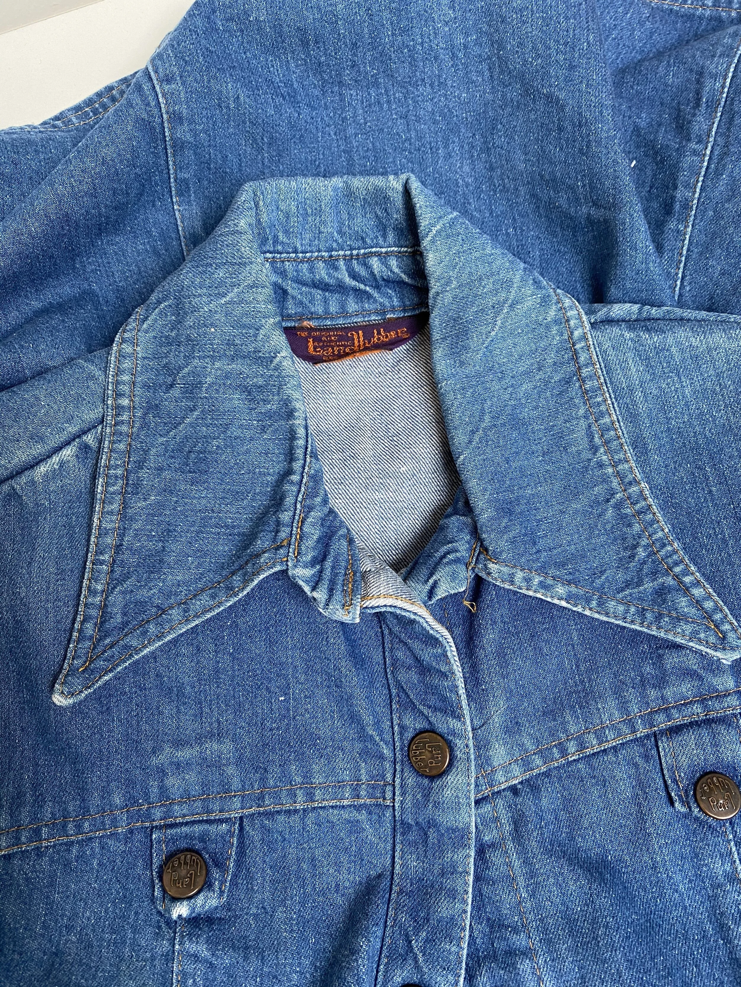 676B76CD-FEED-41D1-B12F-038B1FDD0429