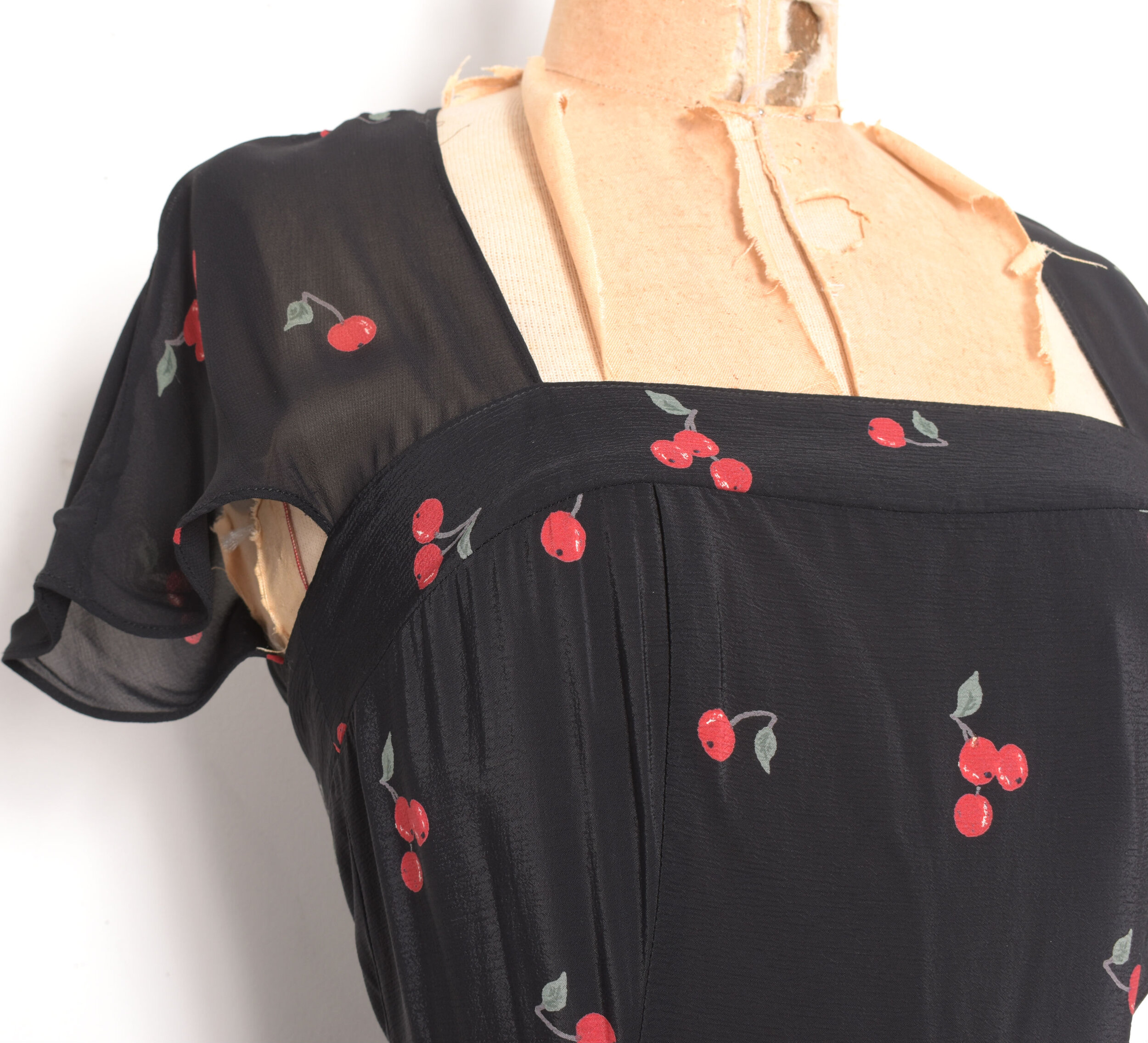 80s cherry and hat print dress2.jpg