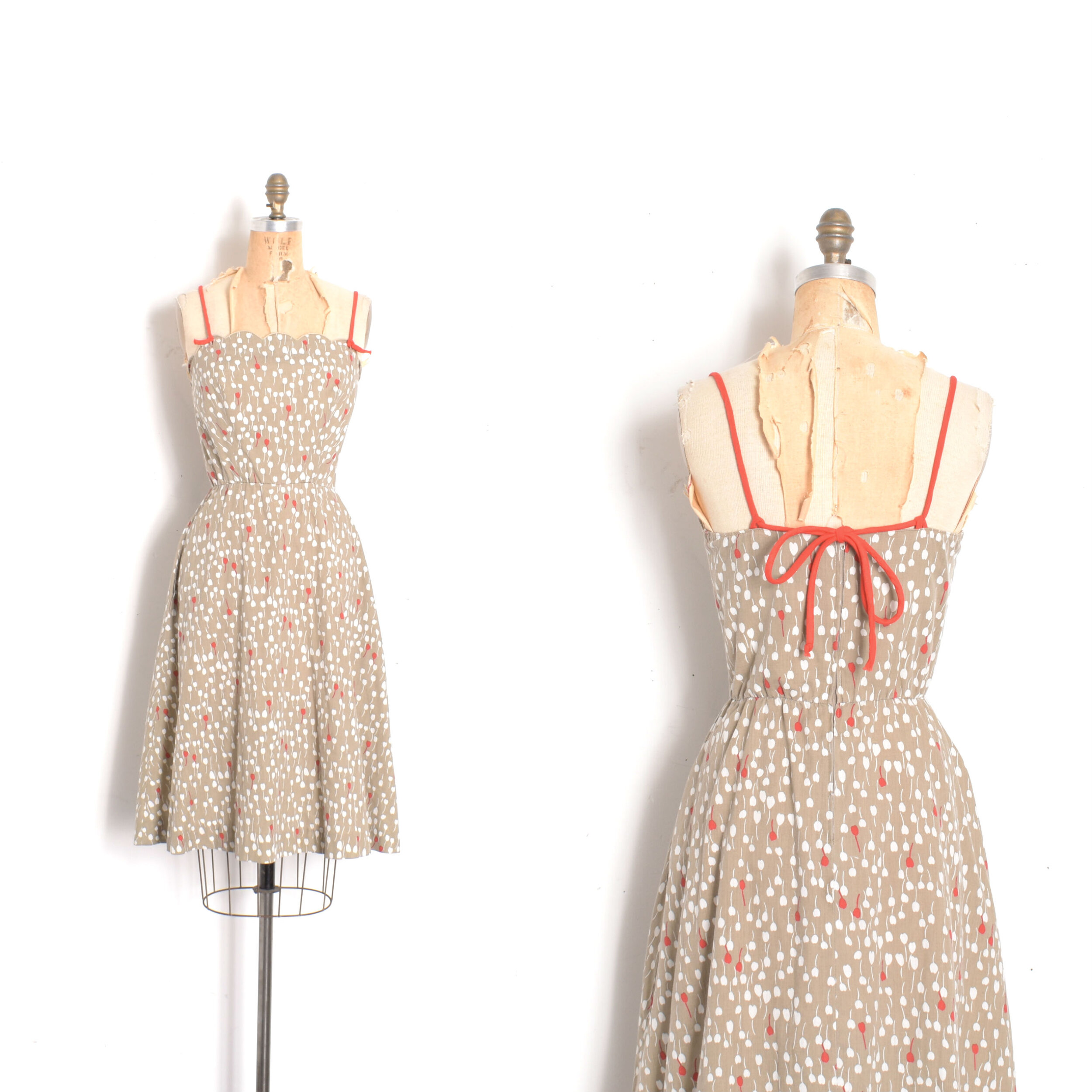 1970s Tie Back Tan Floral Dress-XS/S