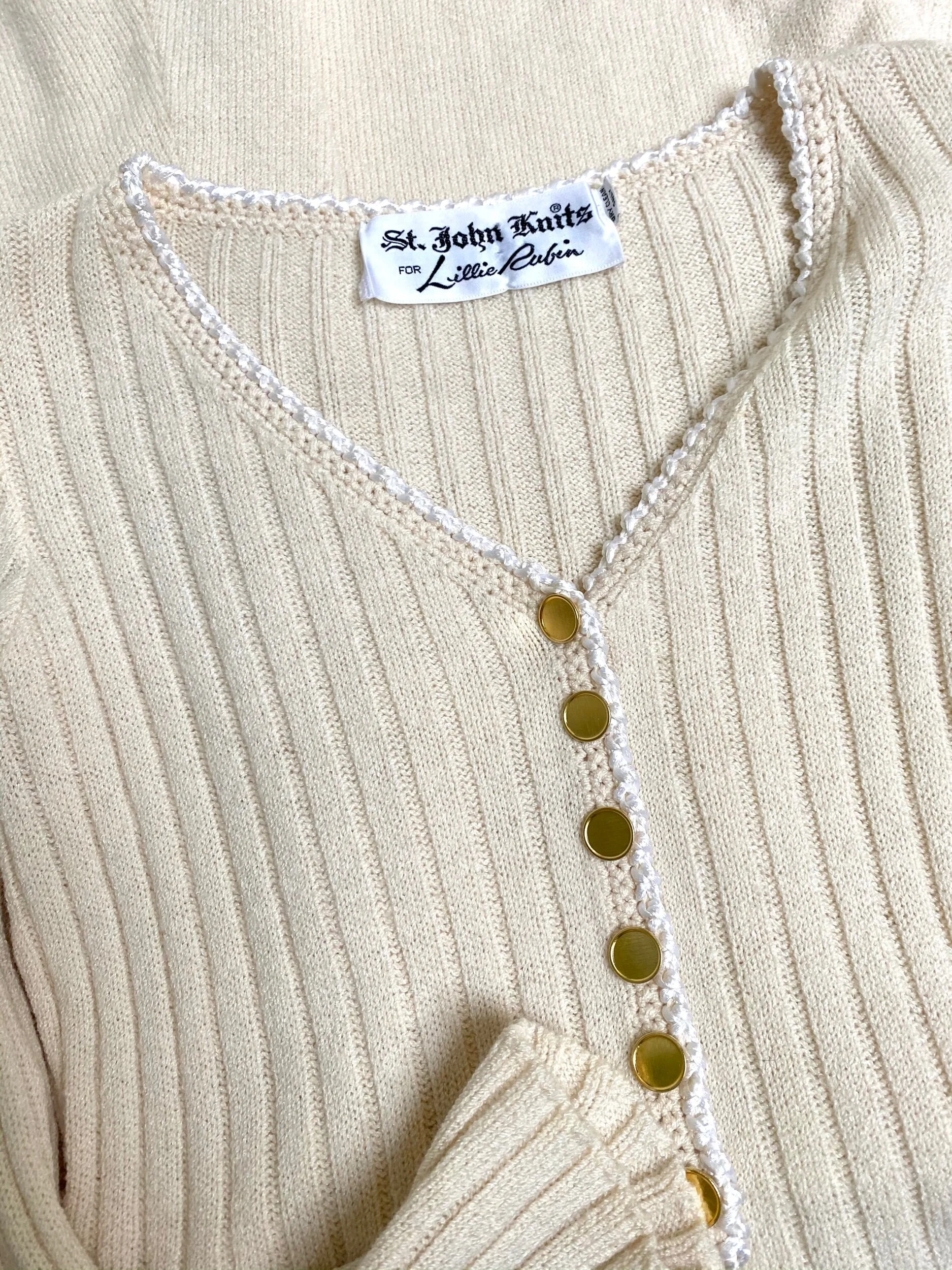 52F87F85-4BD1-4D99-9CE8-8449610B1CEC