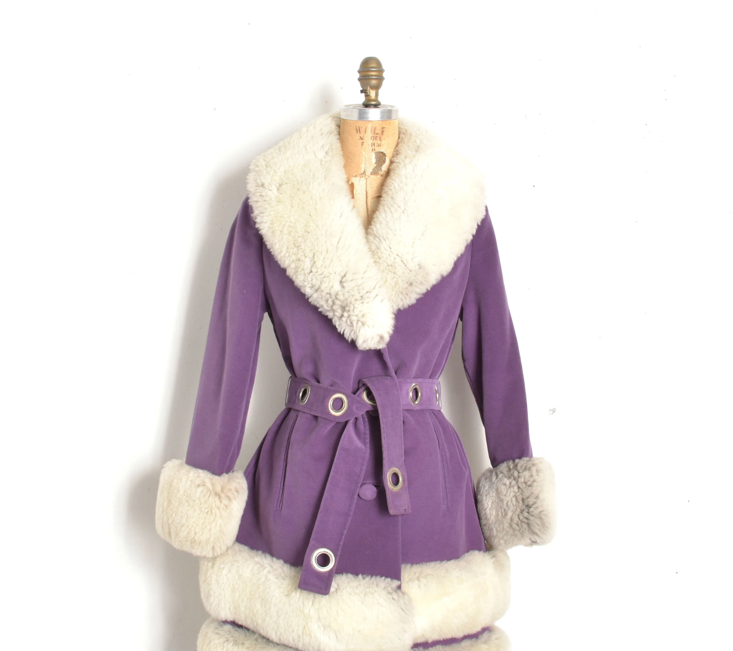 1970s Purple Velvet Coat with Fur Trim-S/M — La Poubelle Vintage