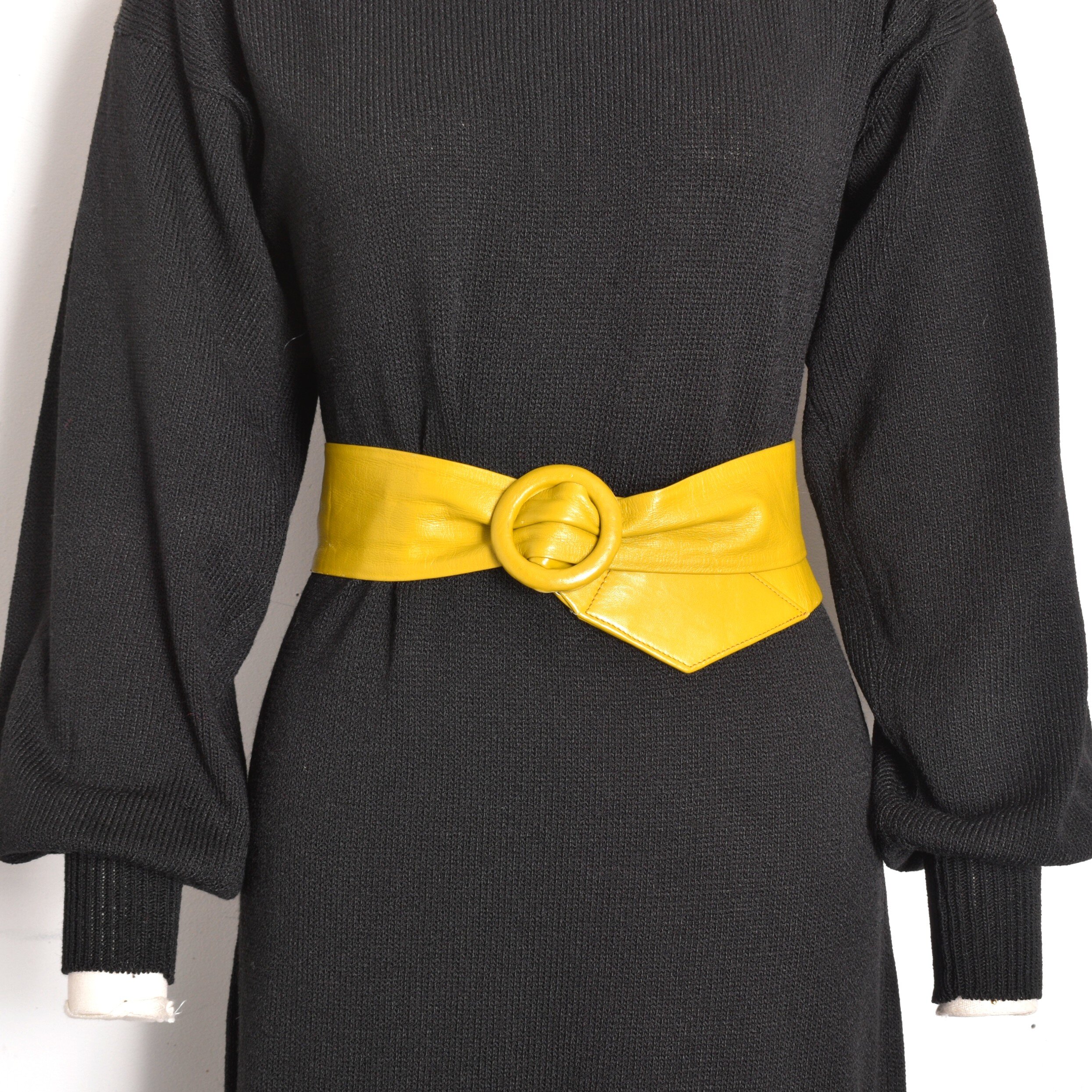 1980s Chartreuse Leather Belt-S/M/L