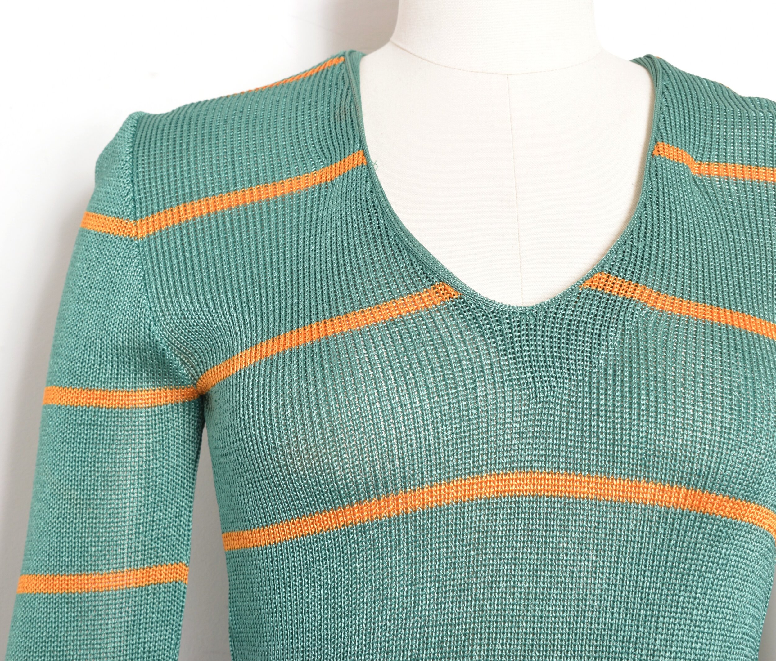 1970s green striped sweater2.jpeg