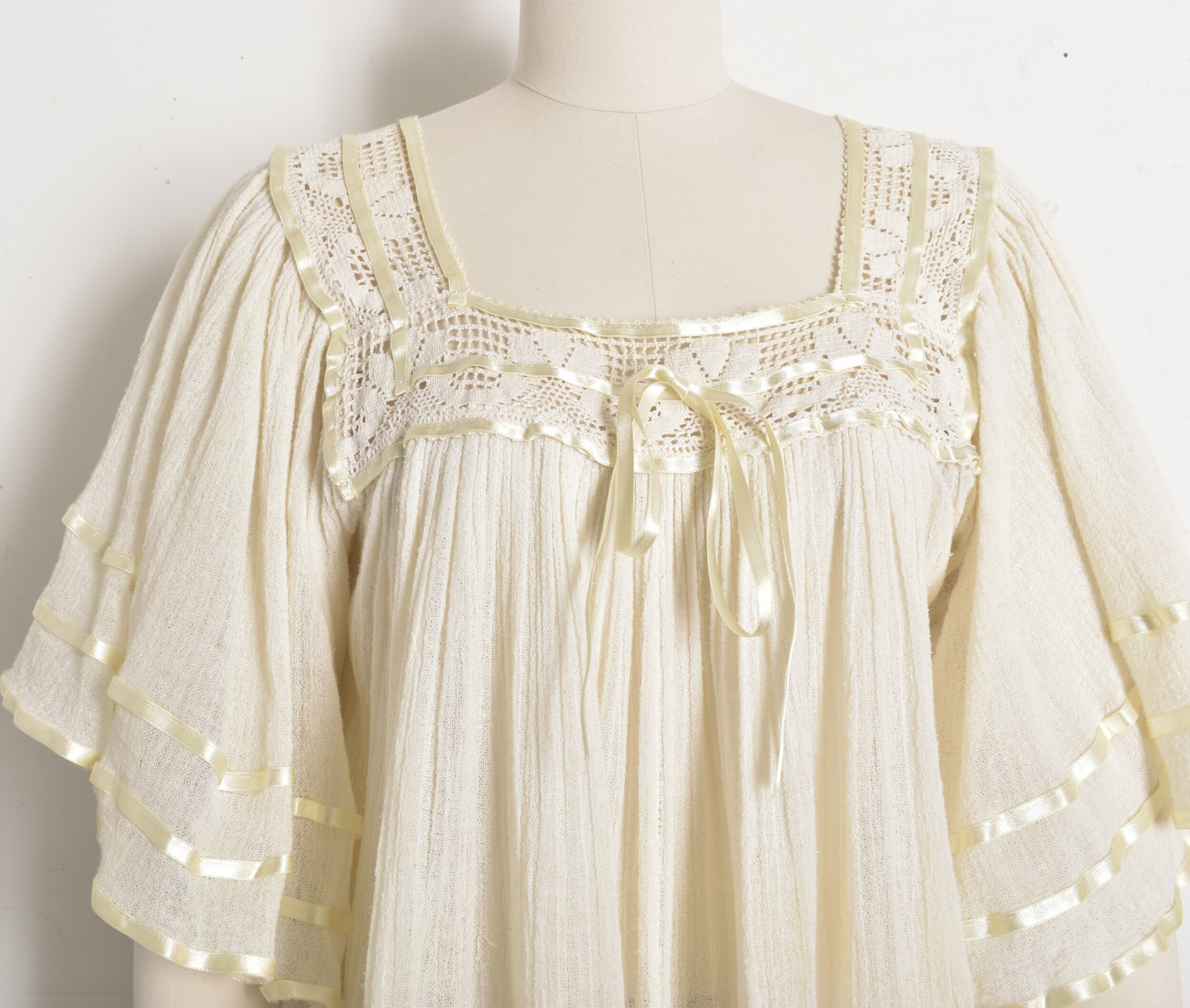 70s cotton gauze blouse3.jpeg
