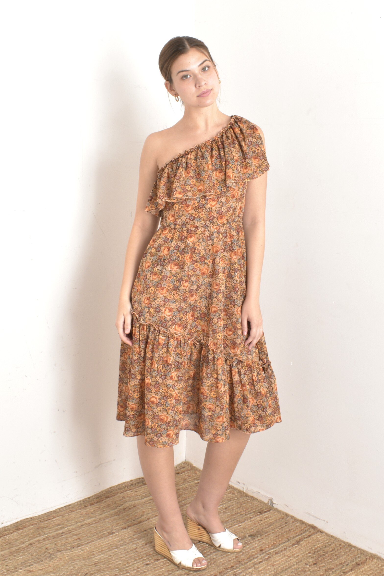 70s one shoulder dress2.jpeg