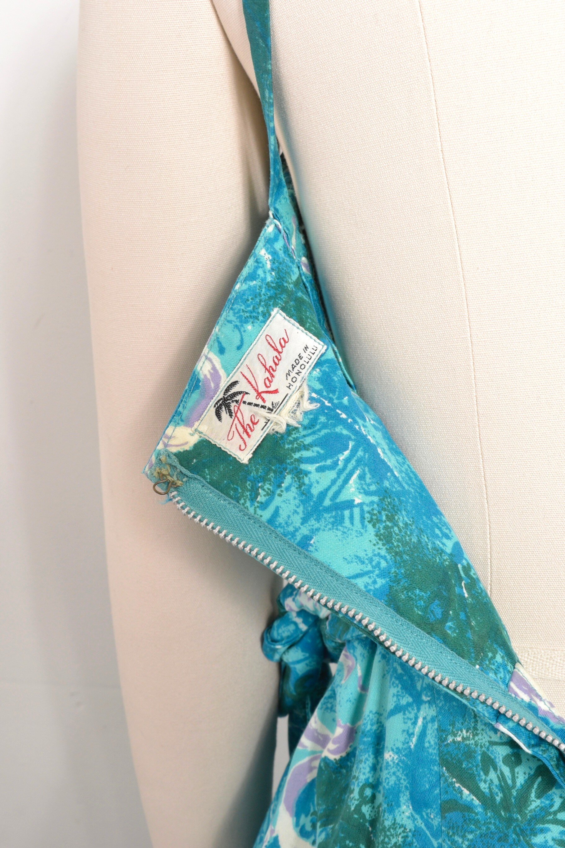 50s hawaiian sarong dress1.jpeg