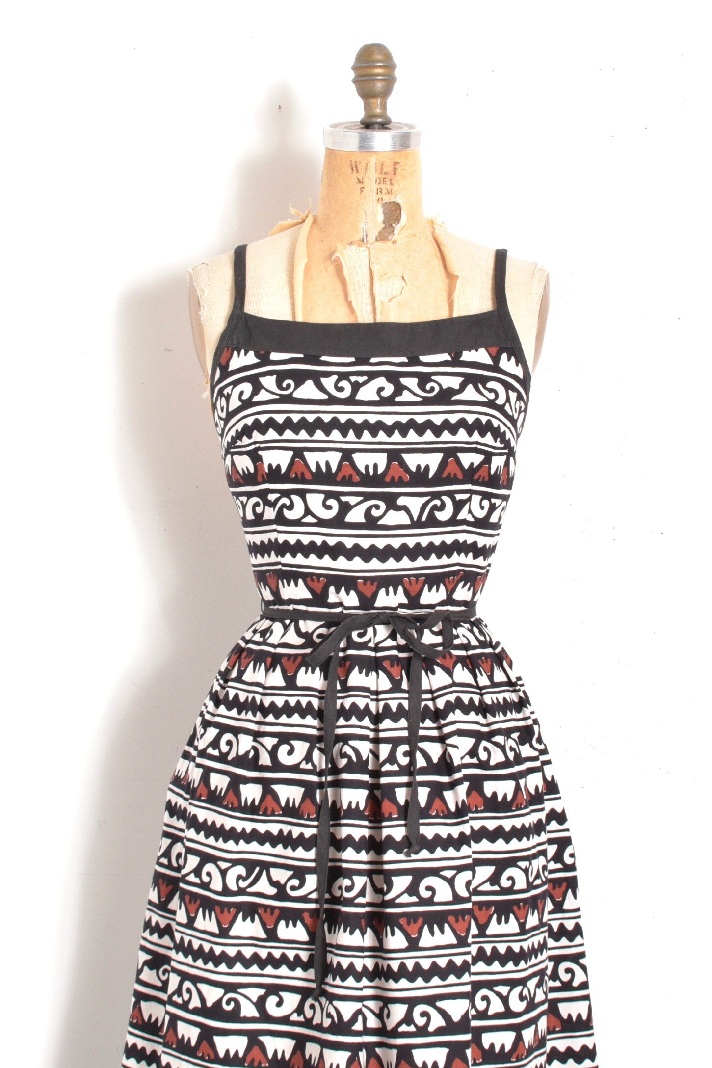 1980s lanz backless dress3.jpeg