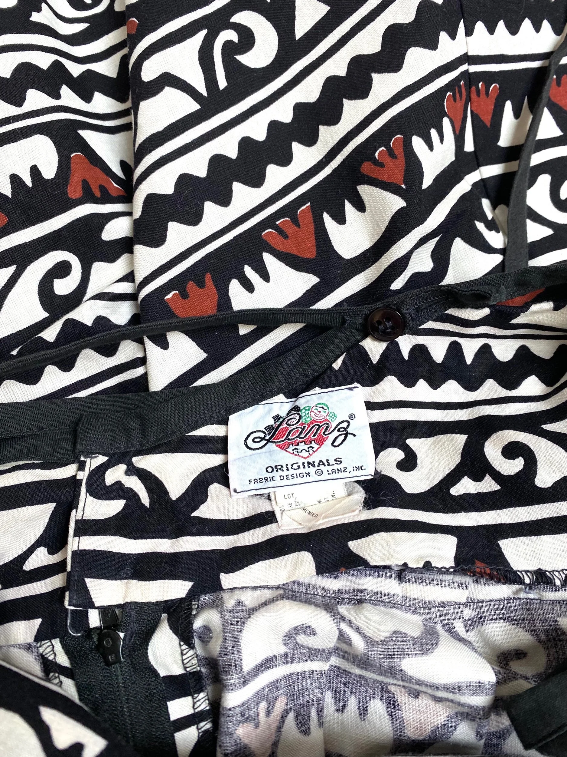 DCEB19CF-ED44-48FE-A3DD-13A052FE6B4C