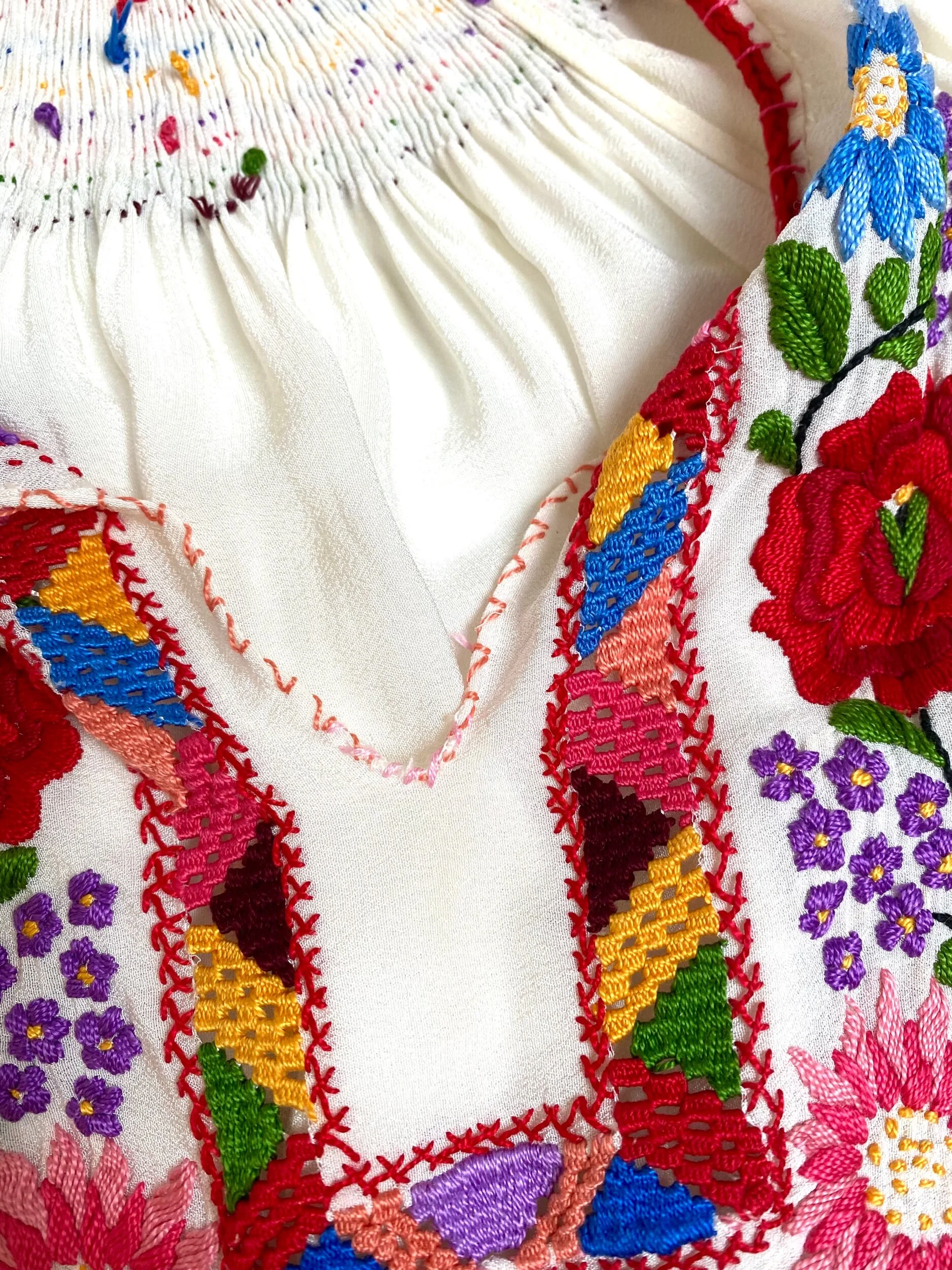 1930s Embroidered Floral Hungarian Blouse-small — La Poubelle Vintage