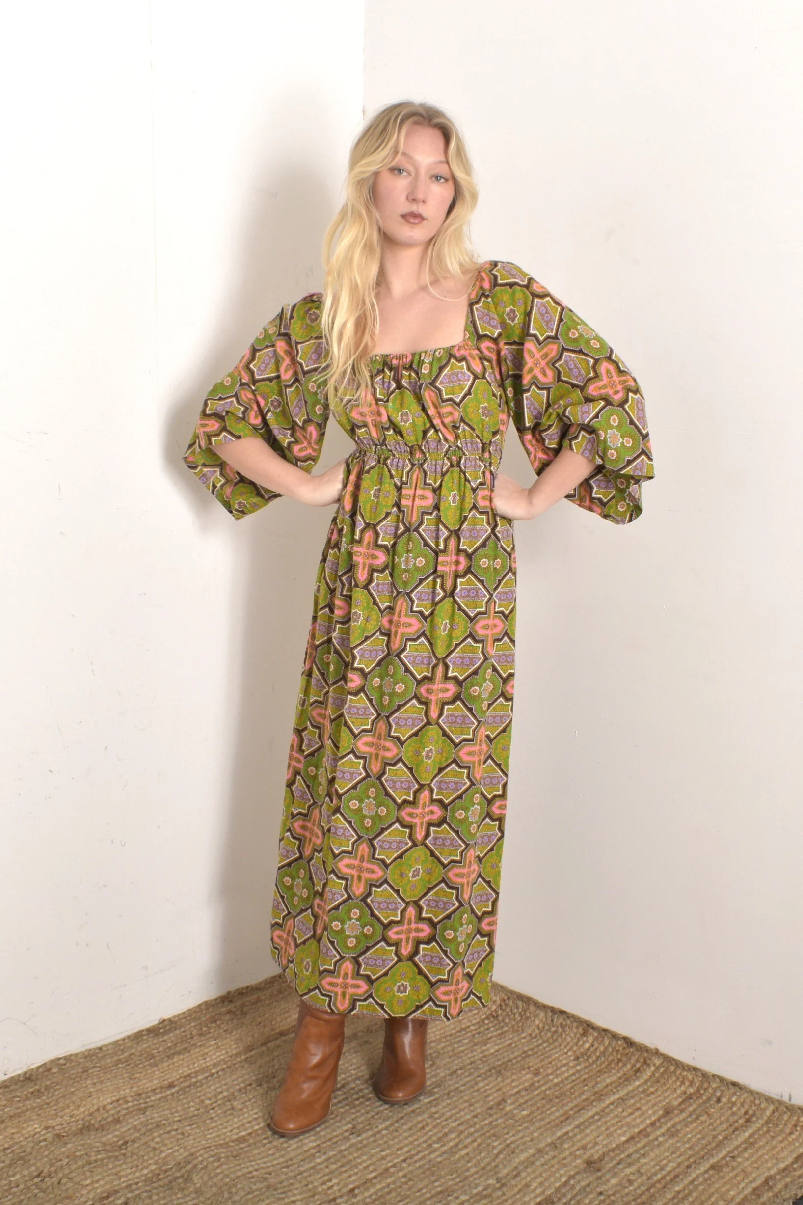 1970s Printed Off Shoulder Dress- S/M  La Poubelle Vintage