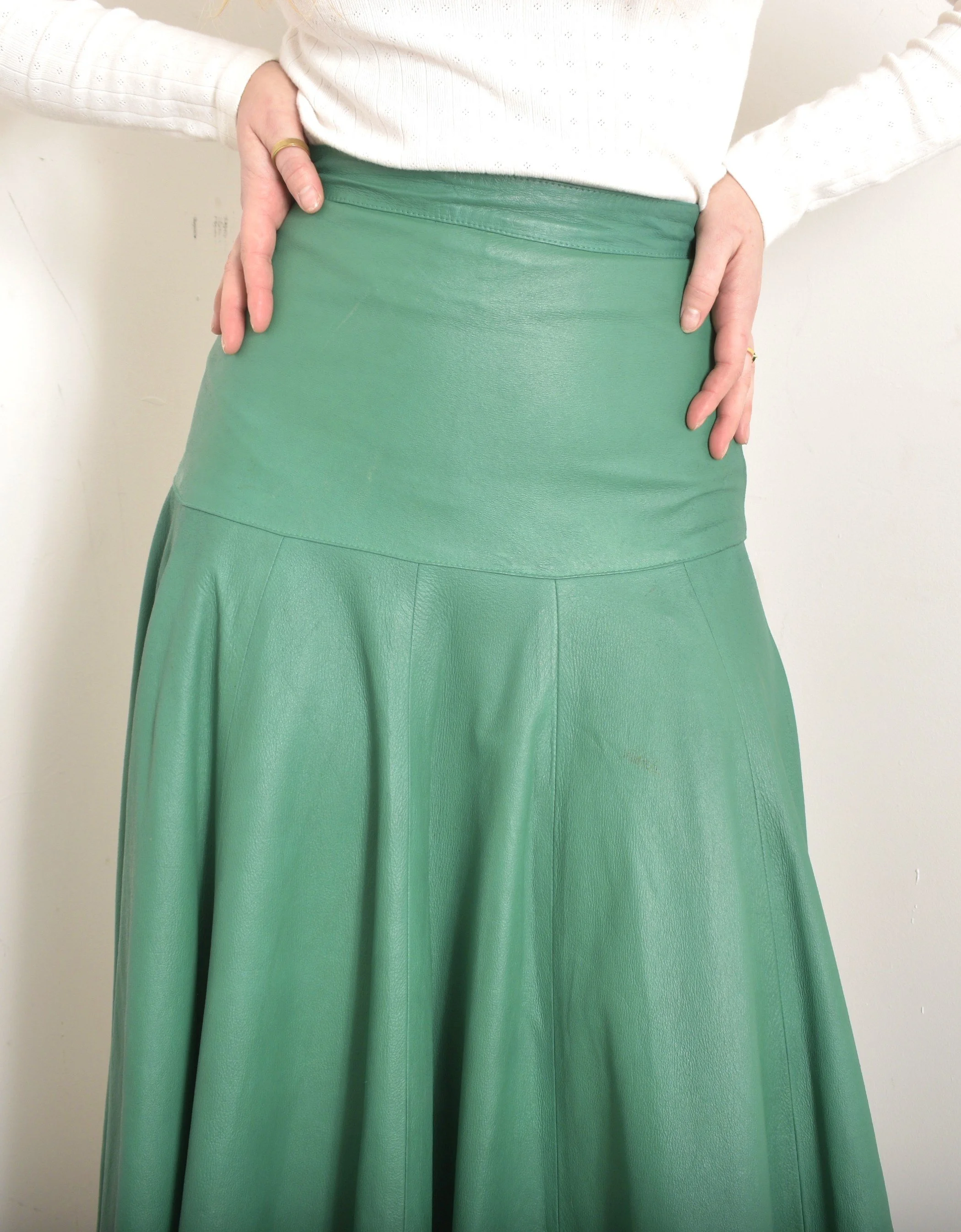 80s green leather skirt1.jpg