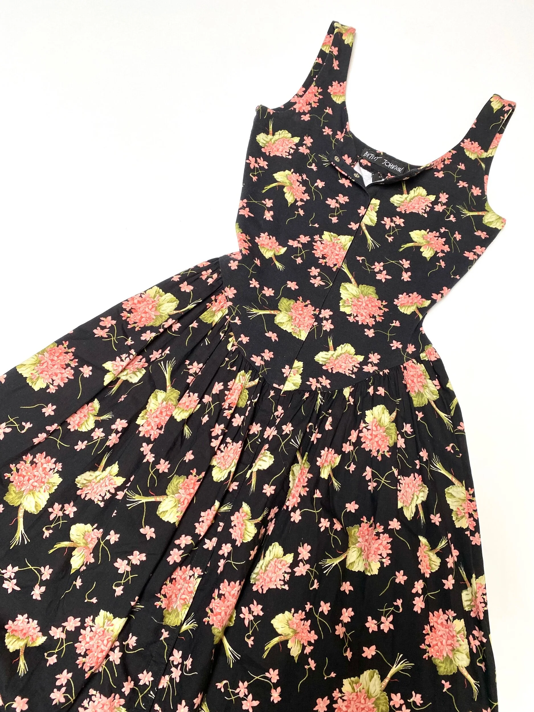 FB48679C-E066-4E6C-9A04-FED7B1A7D31C