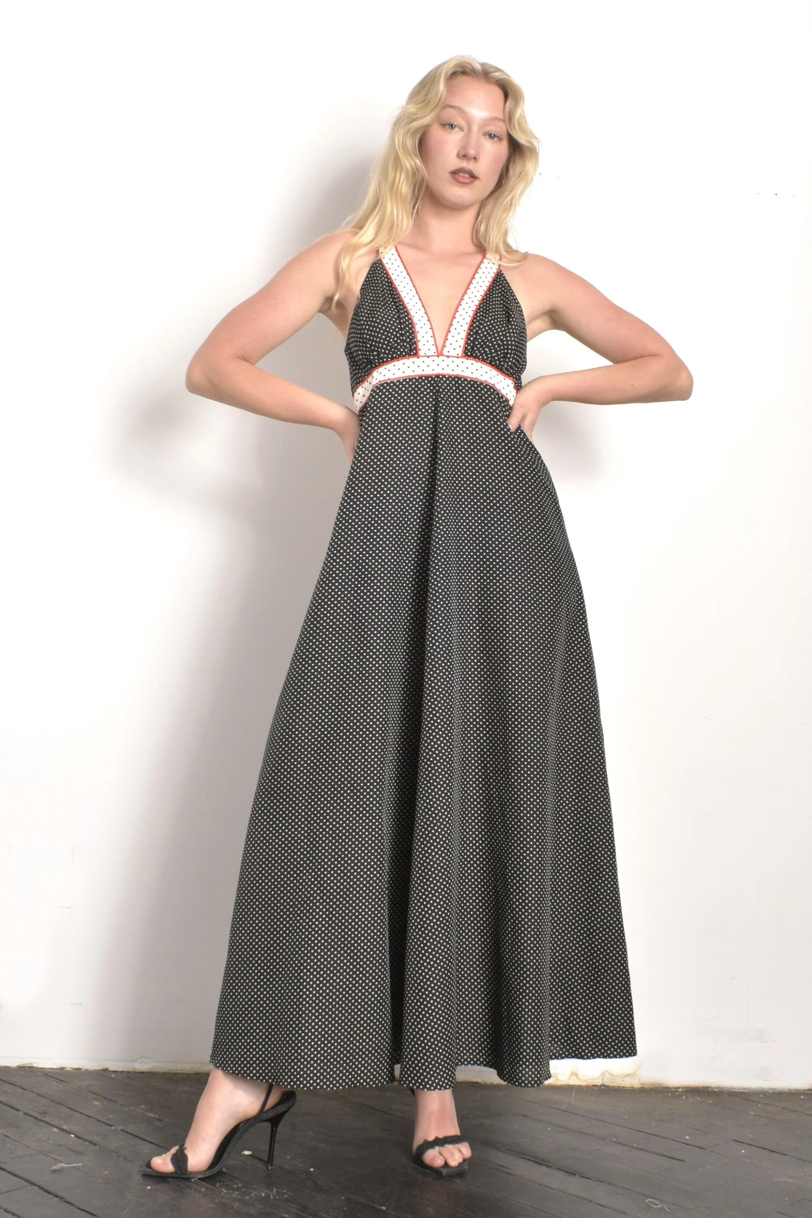 1970s Polka Dot Maxi Dress- S/M La Poubelle Vintage 1970s Polka Dot Maxi Dress- S/M La Poubelle Vintage