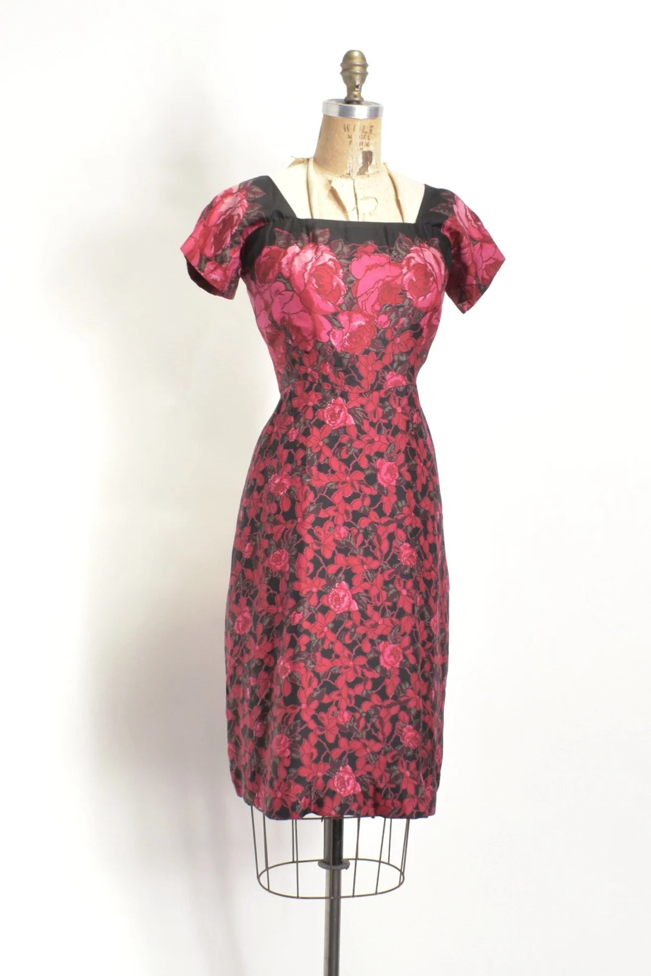 1950s Rose Print Silk Wiggle Dress-medium  La Poubelle Vintage