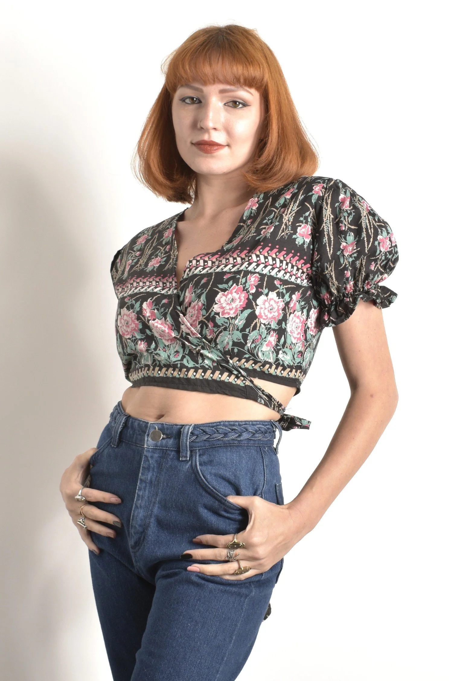 1940s+floral+crop+top4.jpg? 