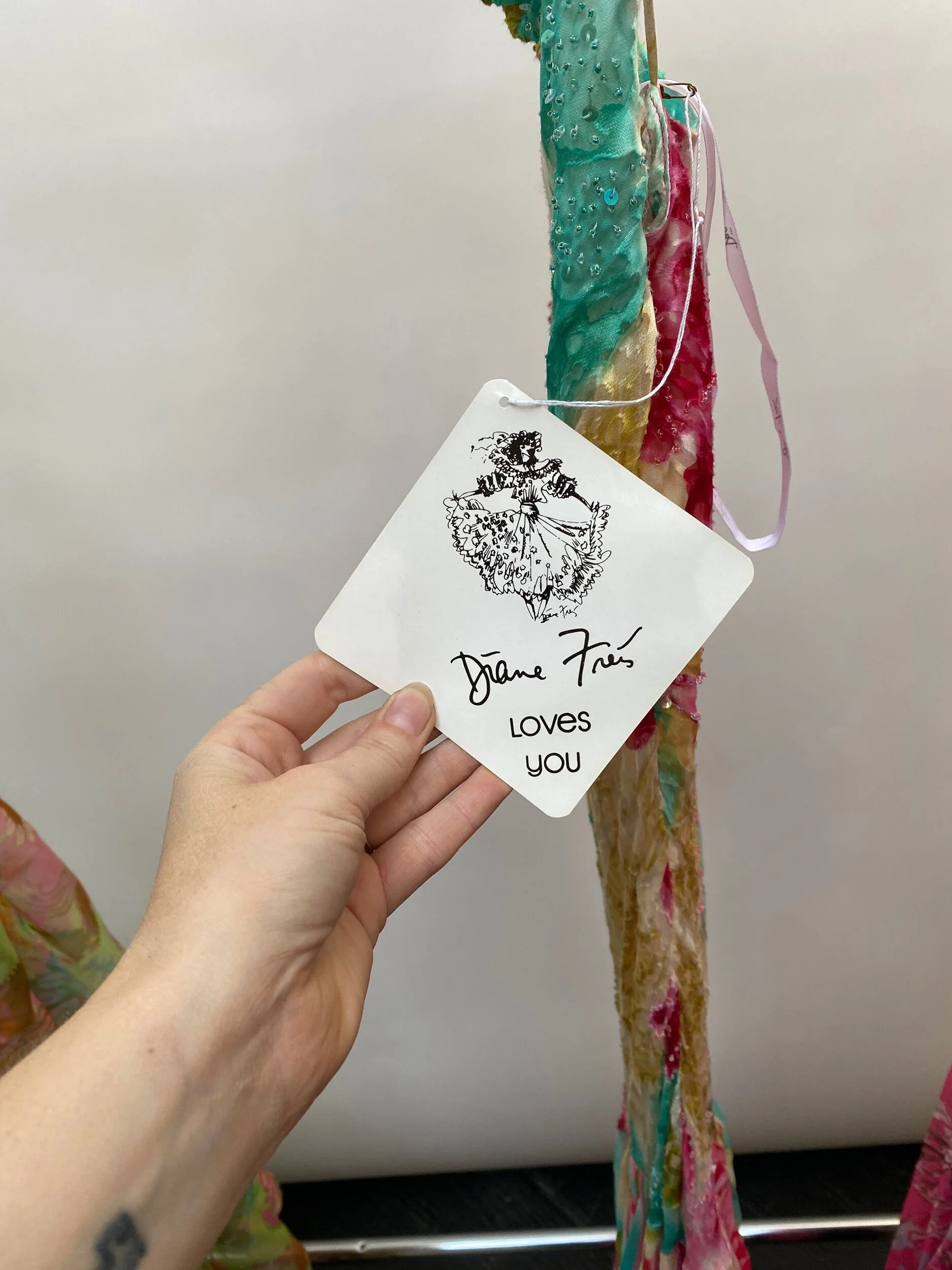 06F73DAC-850C-4E1C-B1F8-C94FDC564626