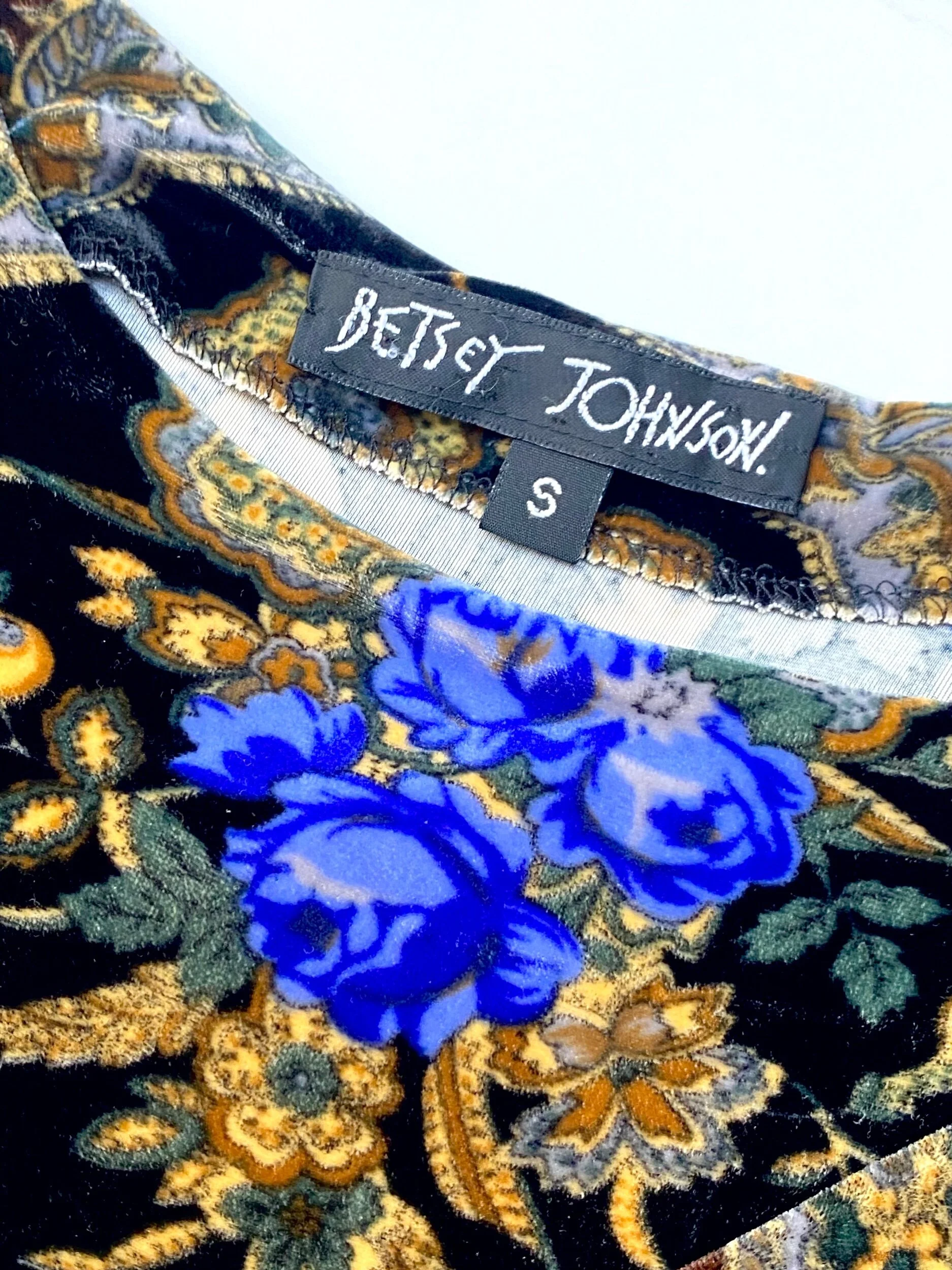 CE2BE300-49F0-45CB-8BAB-AD21E1C6B792