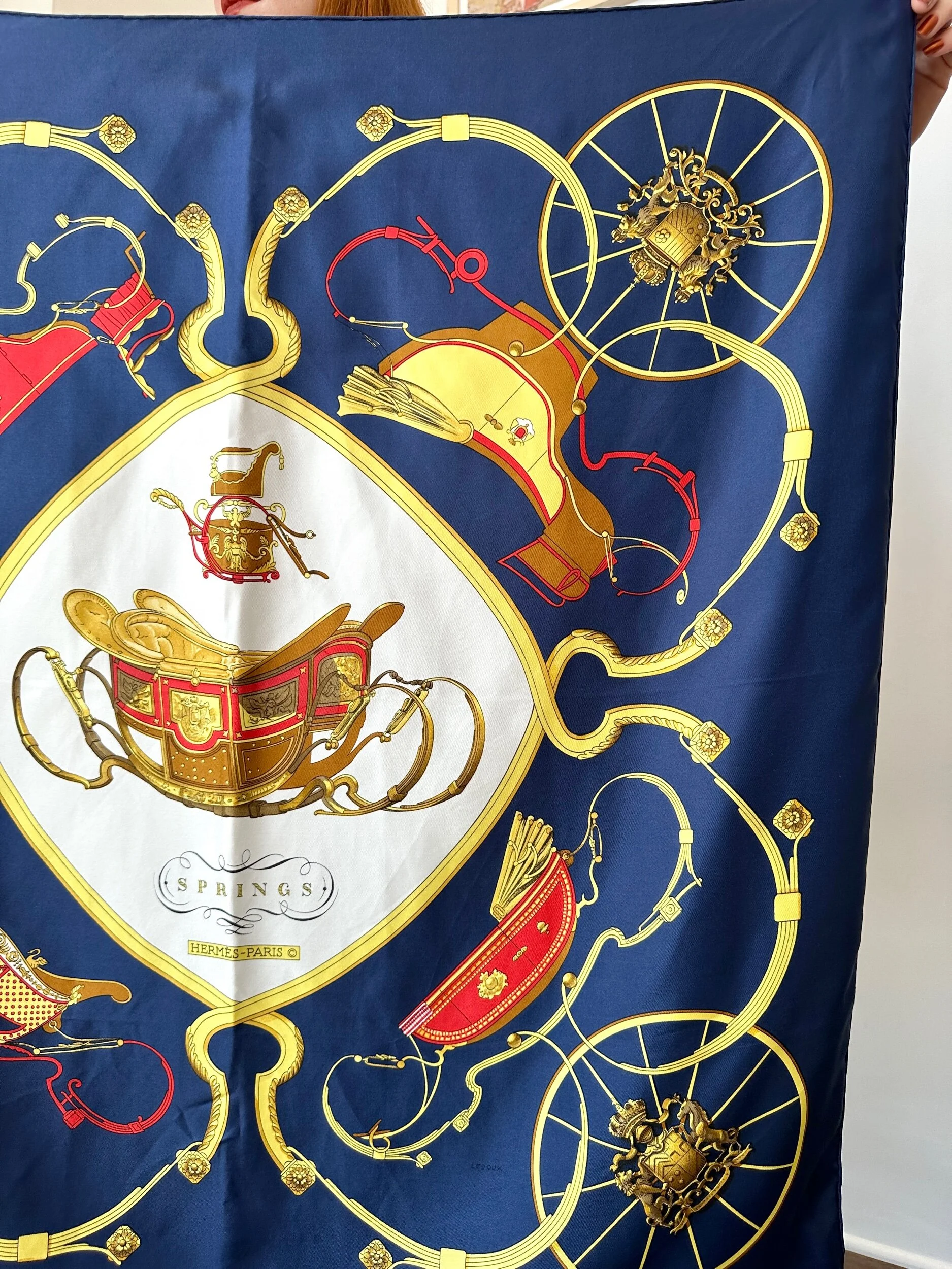 CAA07F85-0F98-4AD1-B38F-D1AB39204B2E