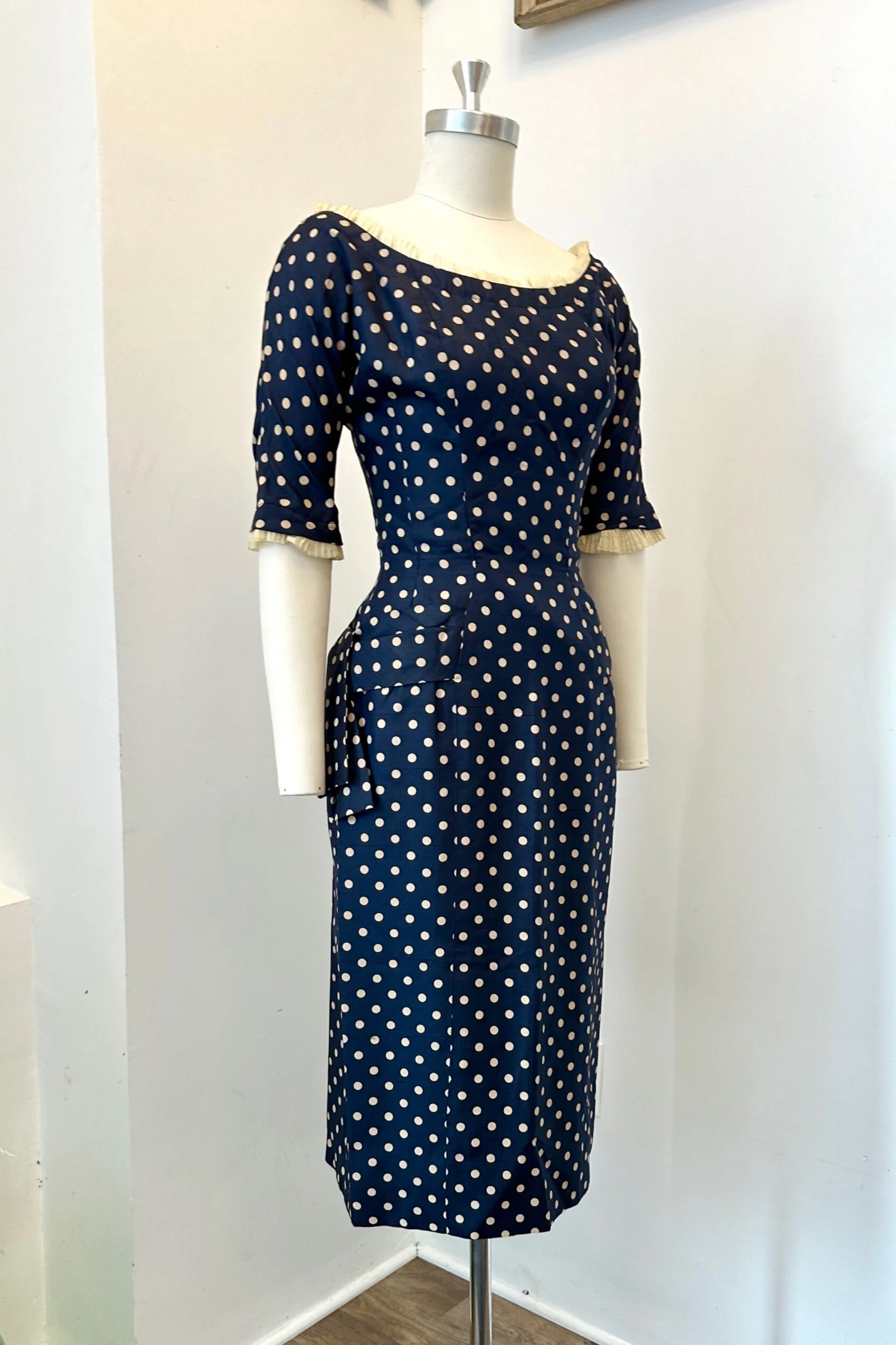 47FA1DB9-6414-49C3-872A-46679E7547DC