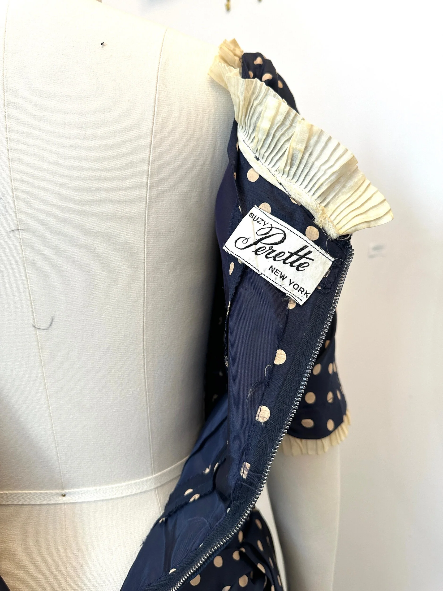 99D5A0CA-5A18-4093-9C2E-78D8E1521C61