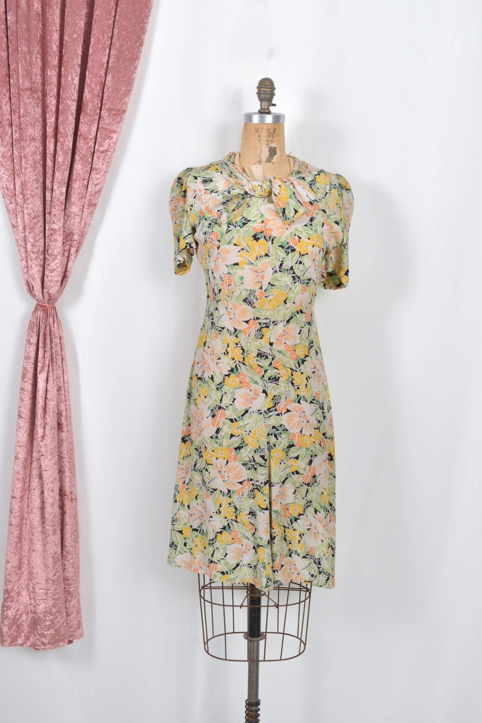 1930s 1940s green orange floral print rayon dress