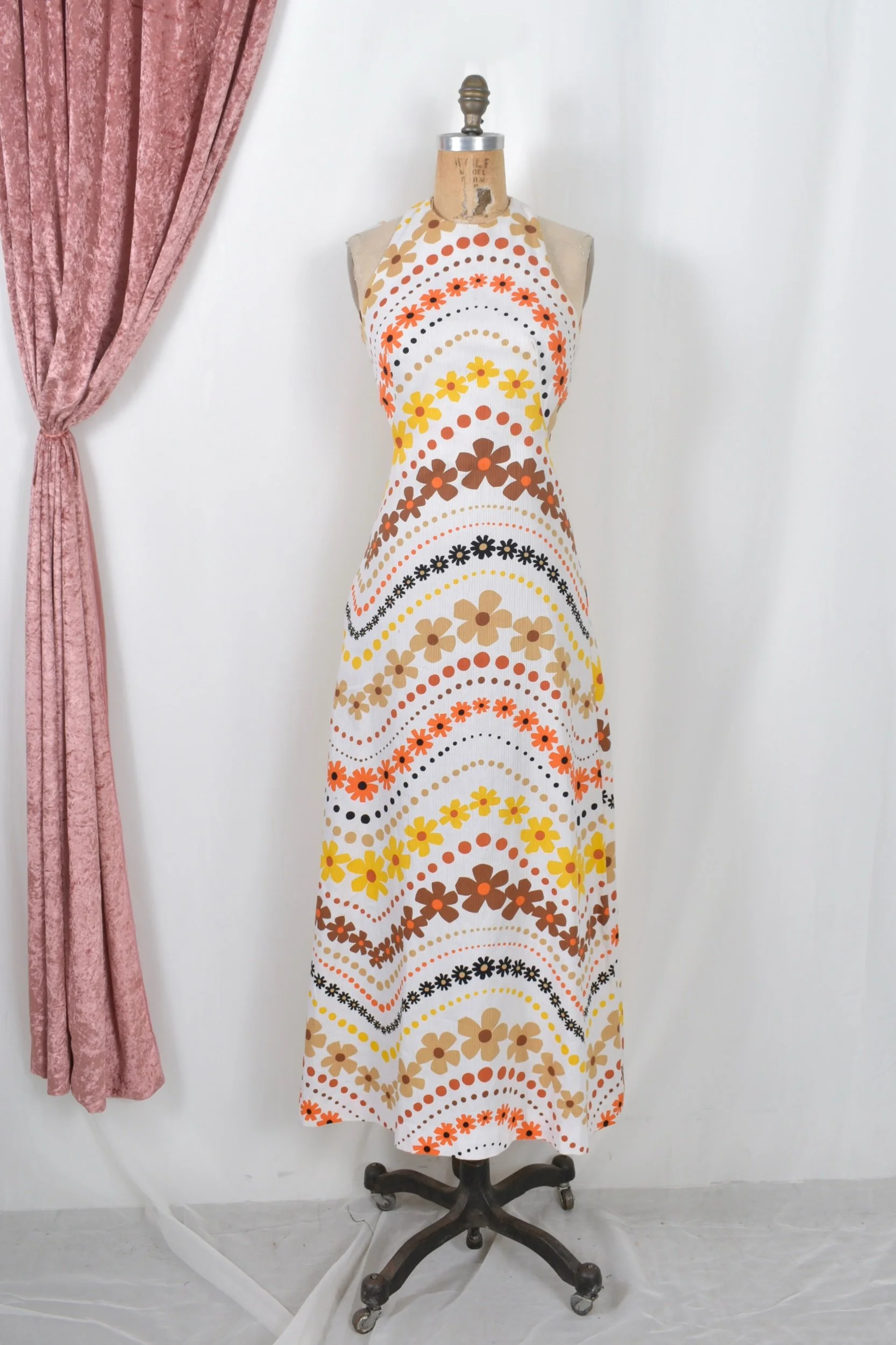 1970s daisy floral print cotton maxi dress with side cutouts