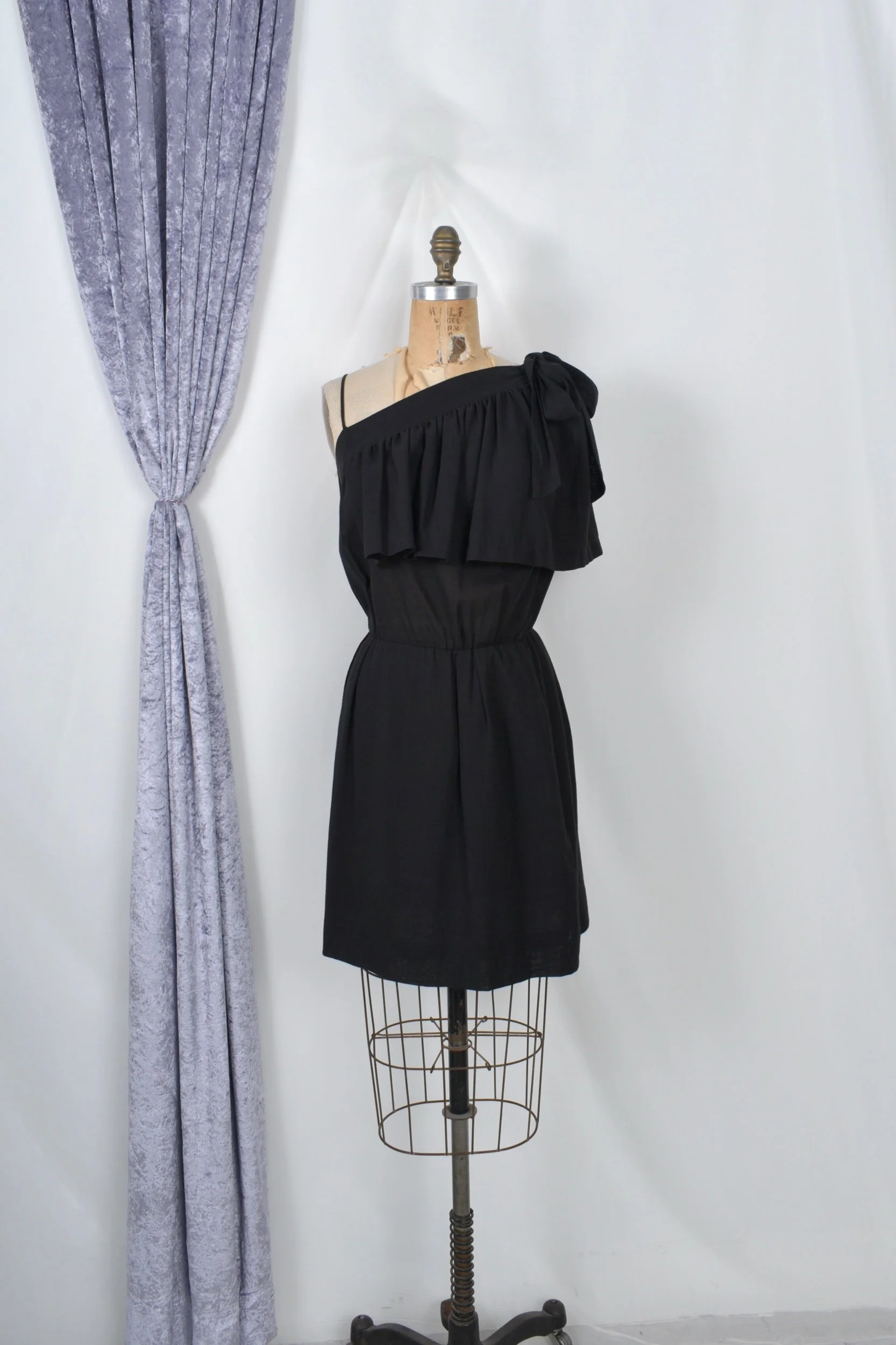 1980s black linen cotton one shoulder ruffled flounce mini dress